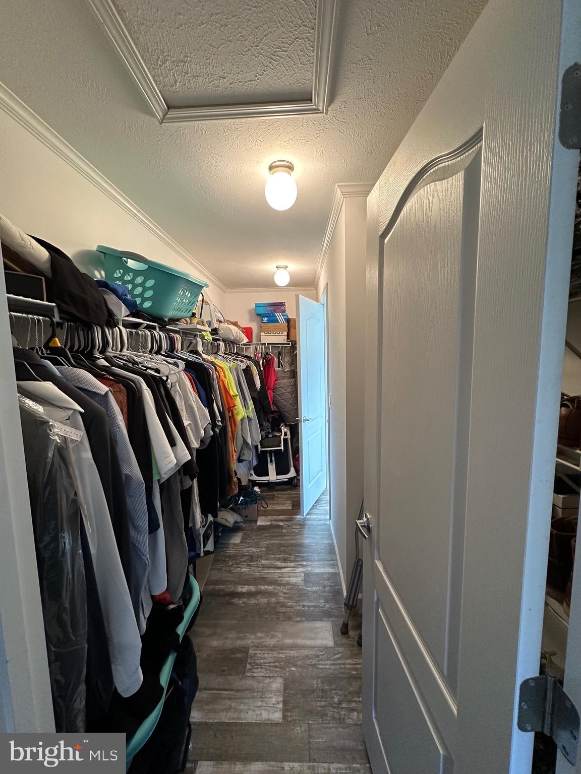 ELK HORN - Residential