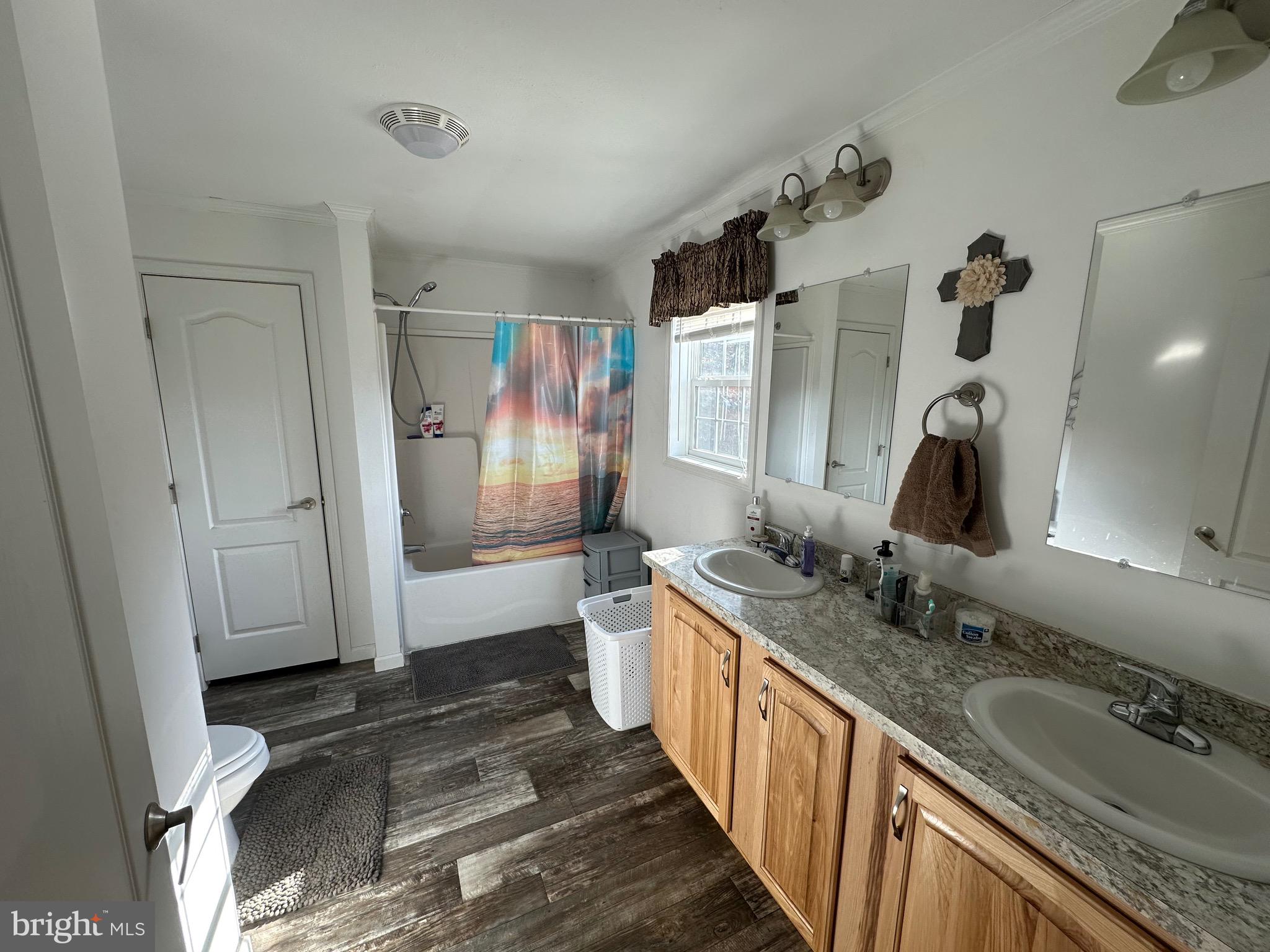 ELK HORN - Residential