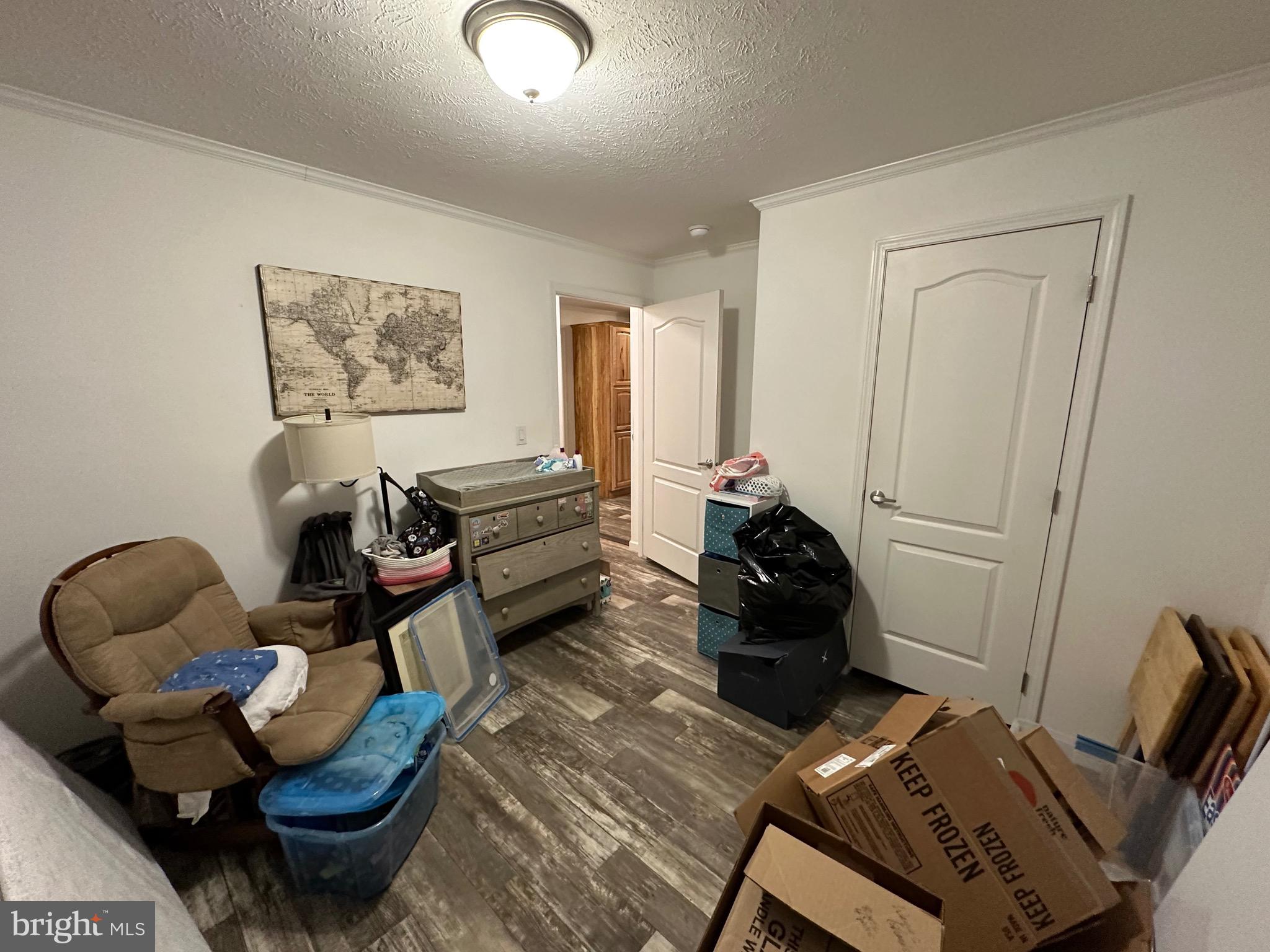 ELK HORN - Residential