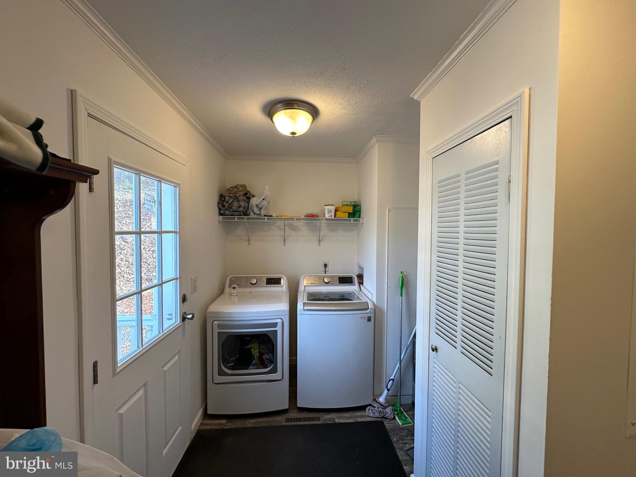 ELK HORN - Residential