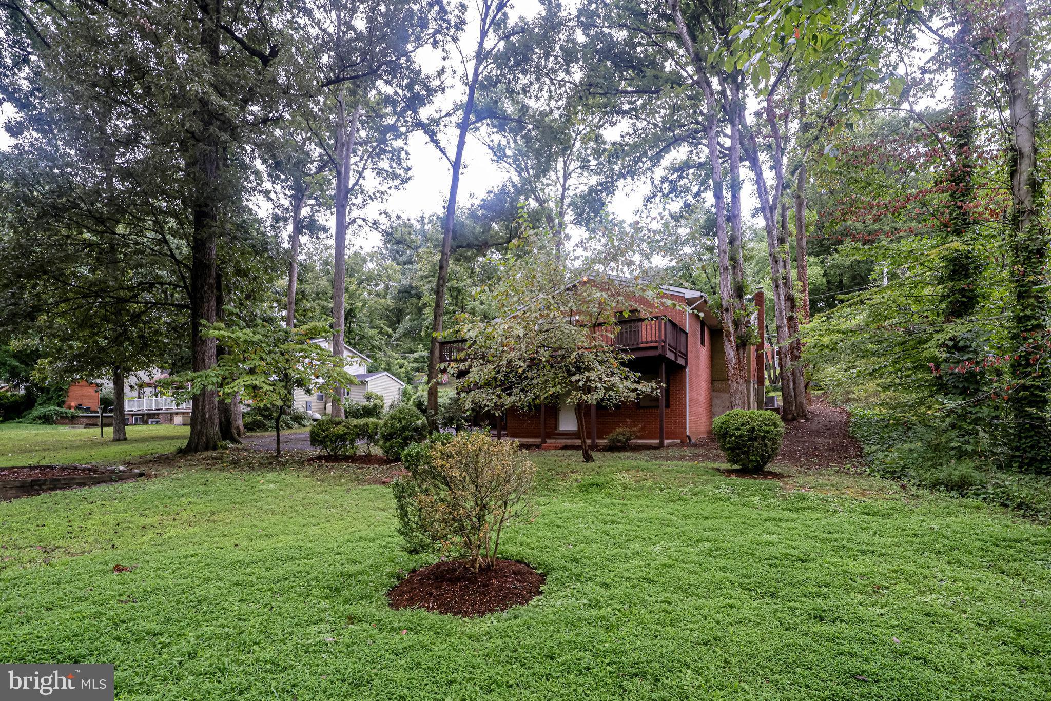 LINCOLNIA PARK - Residential Lease