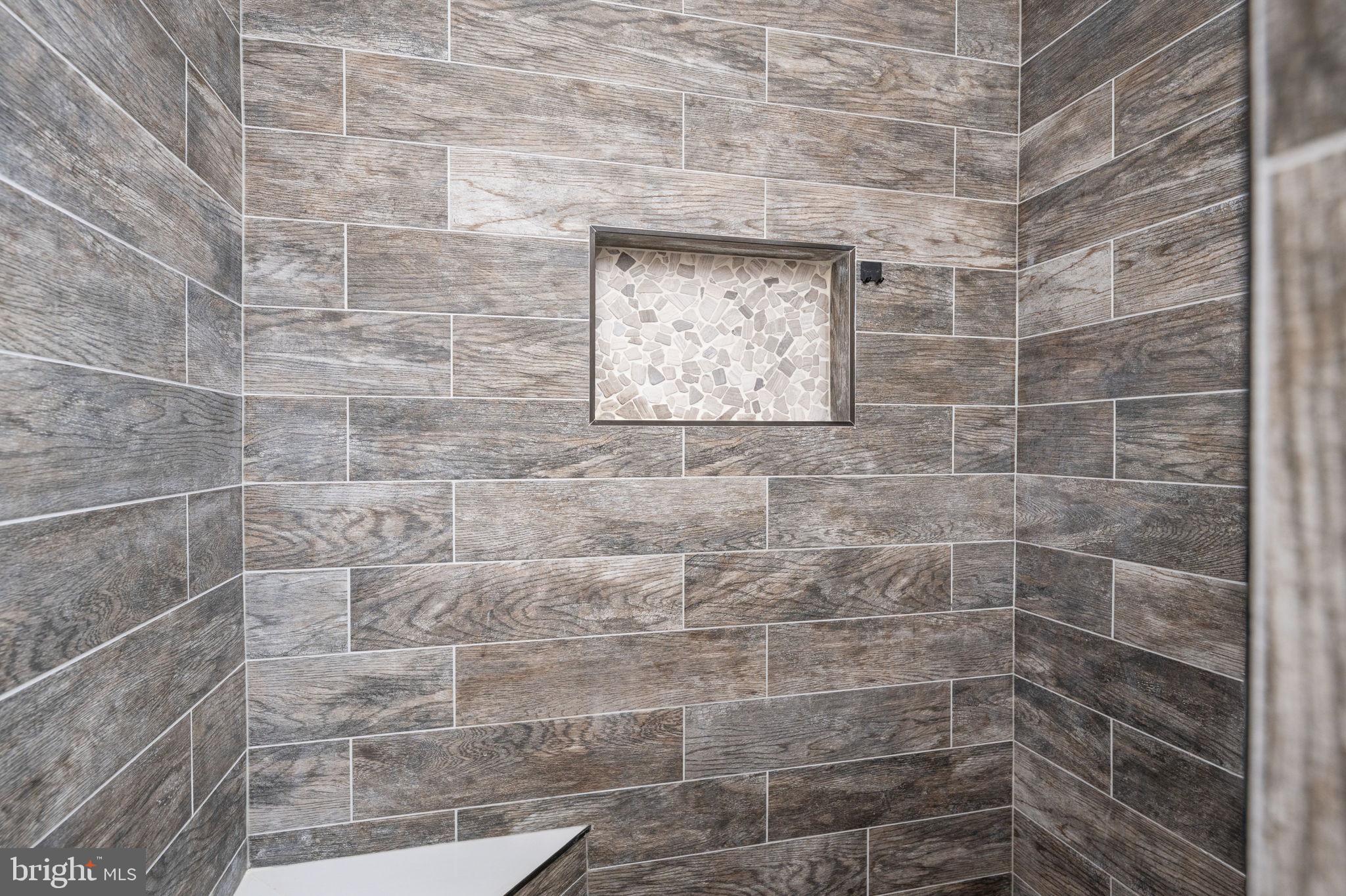 SETTLERS LANDING - Residential