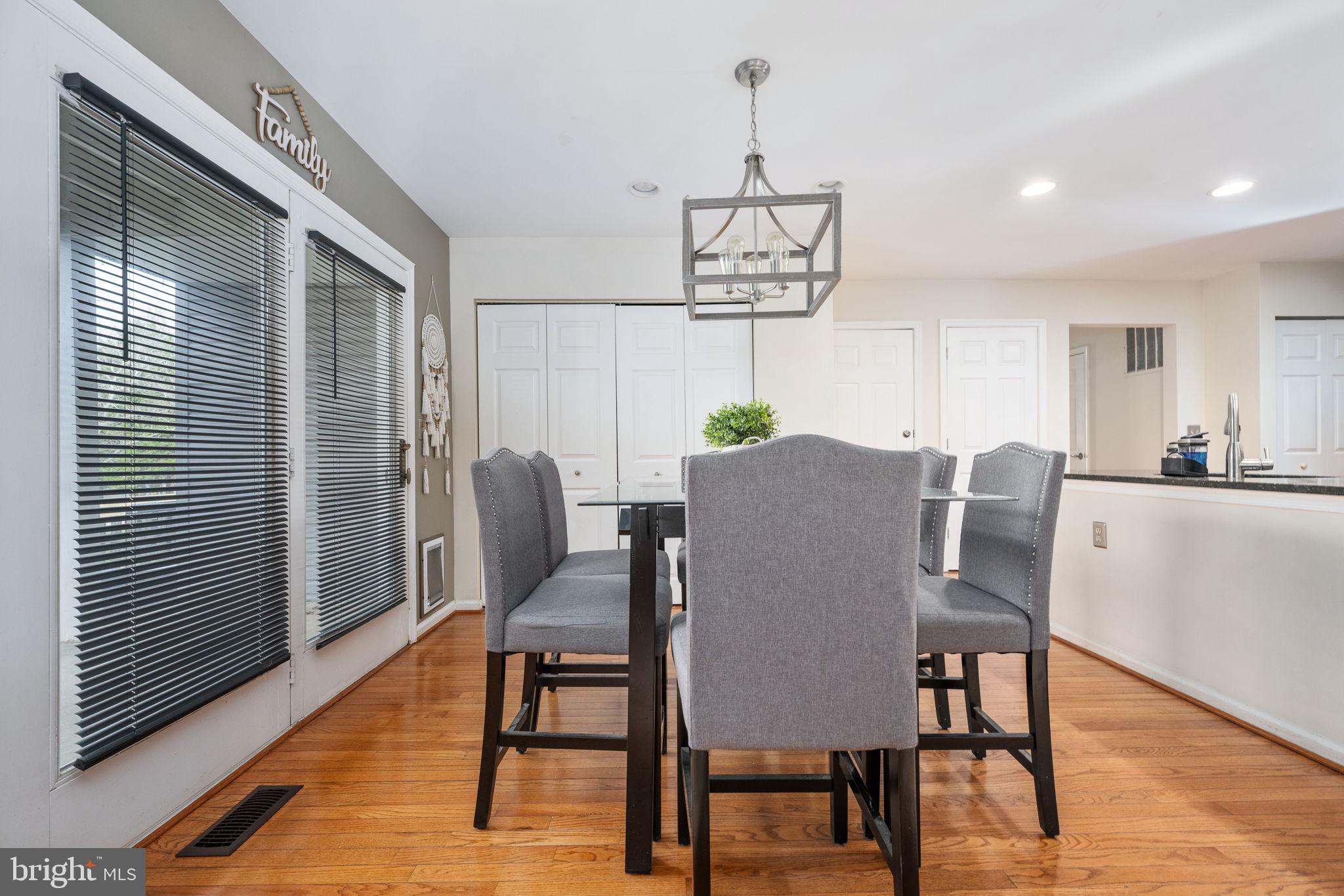 SETTLERS LANDING - Residential