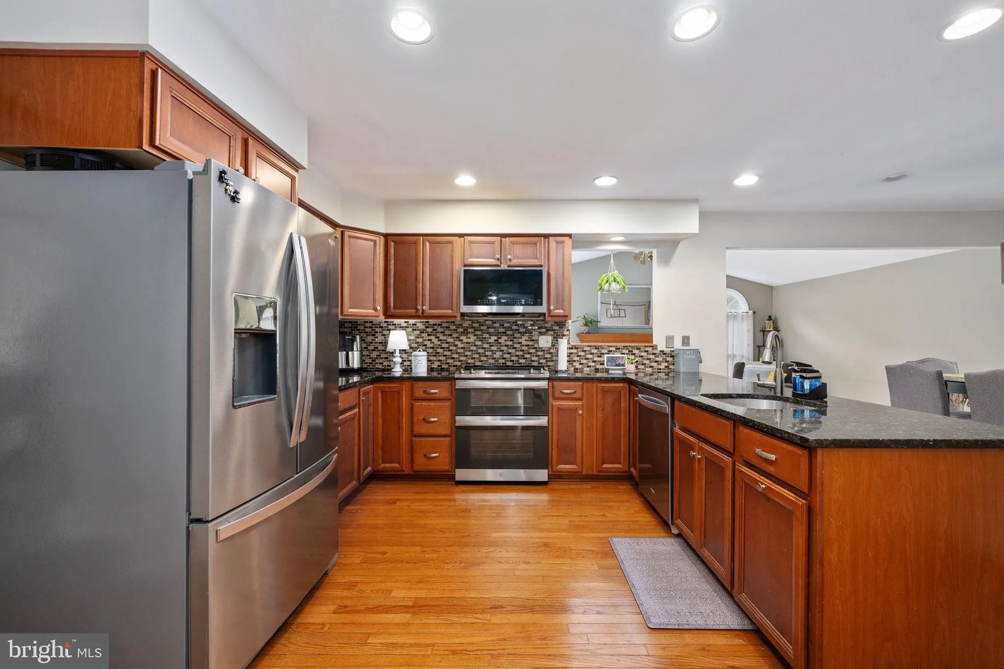 Stafford, Virginia 22554, United States, 6 Bedrooms Bedrooms, ,4 BathroomsBathrooms,Residential,Contingent,252422