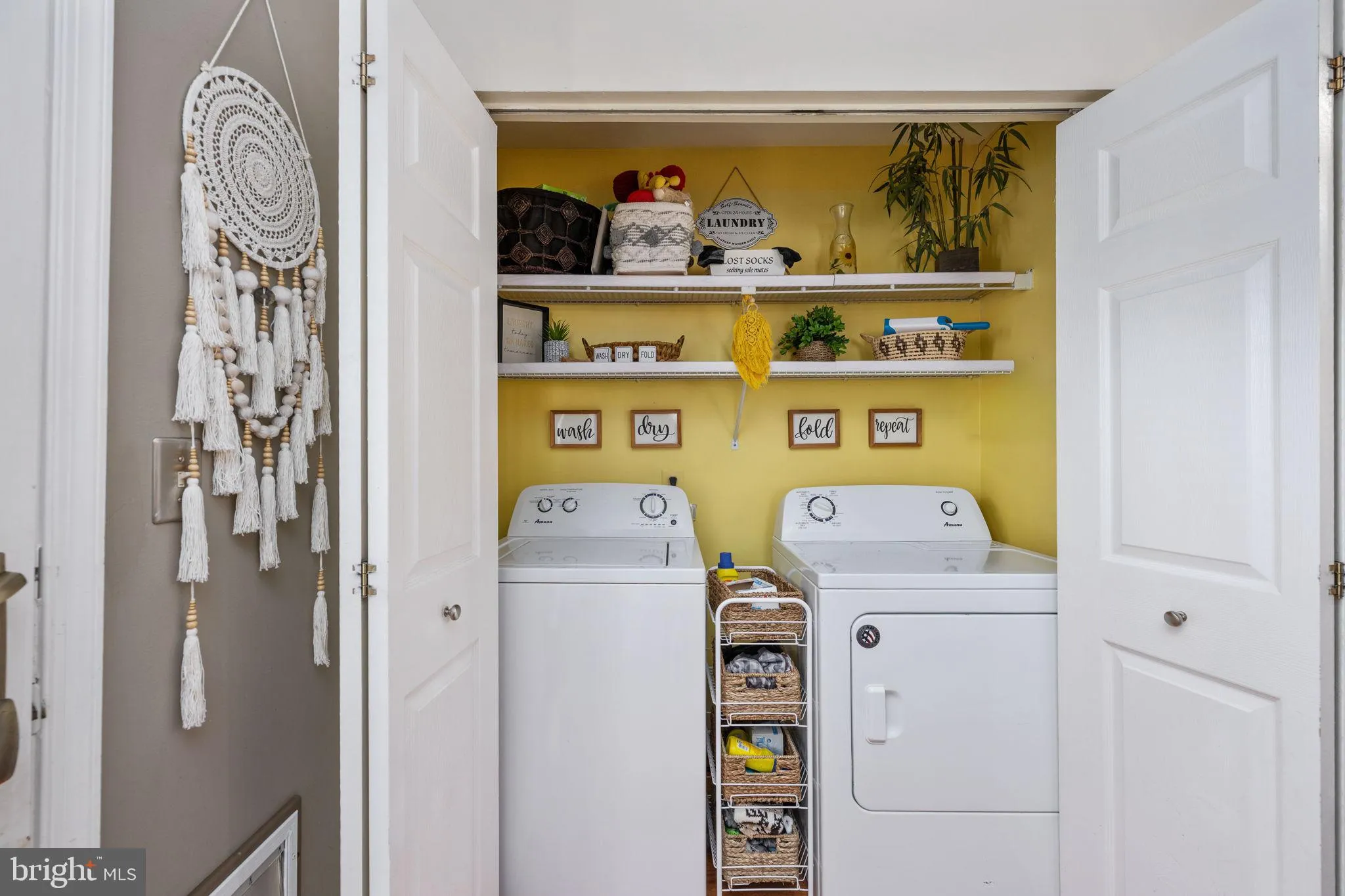 Stafford, Virginia 22554, United States, 6 Bedrooms Bedrooms, ,4 BathroomsBathrooms,Residential,Contingent,252422