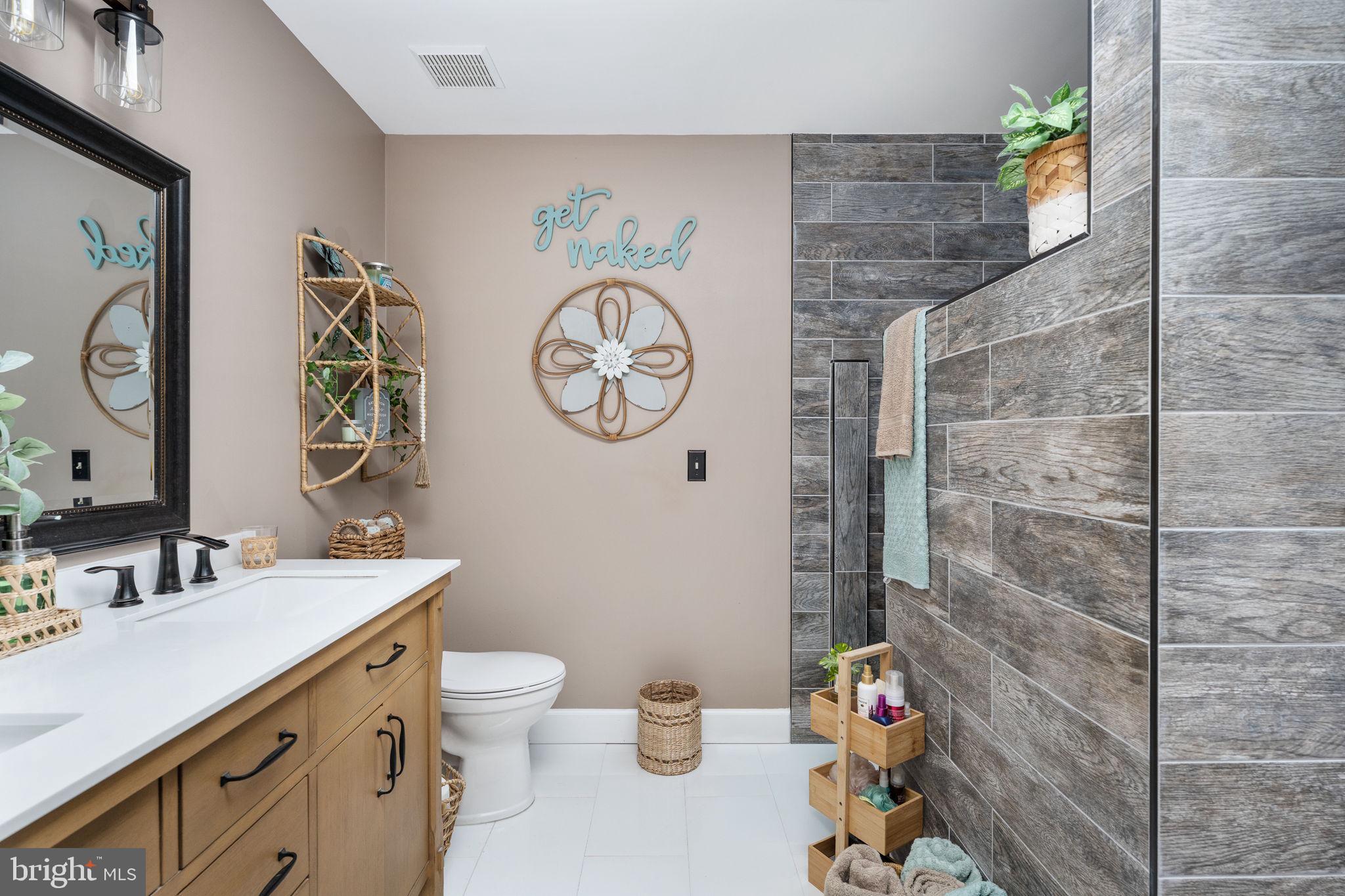 SETTLERS LANDING - Residential