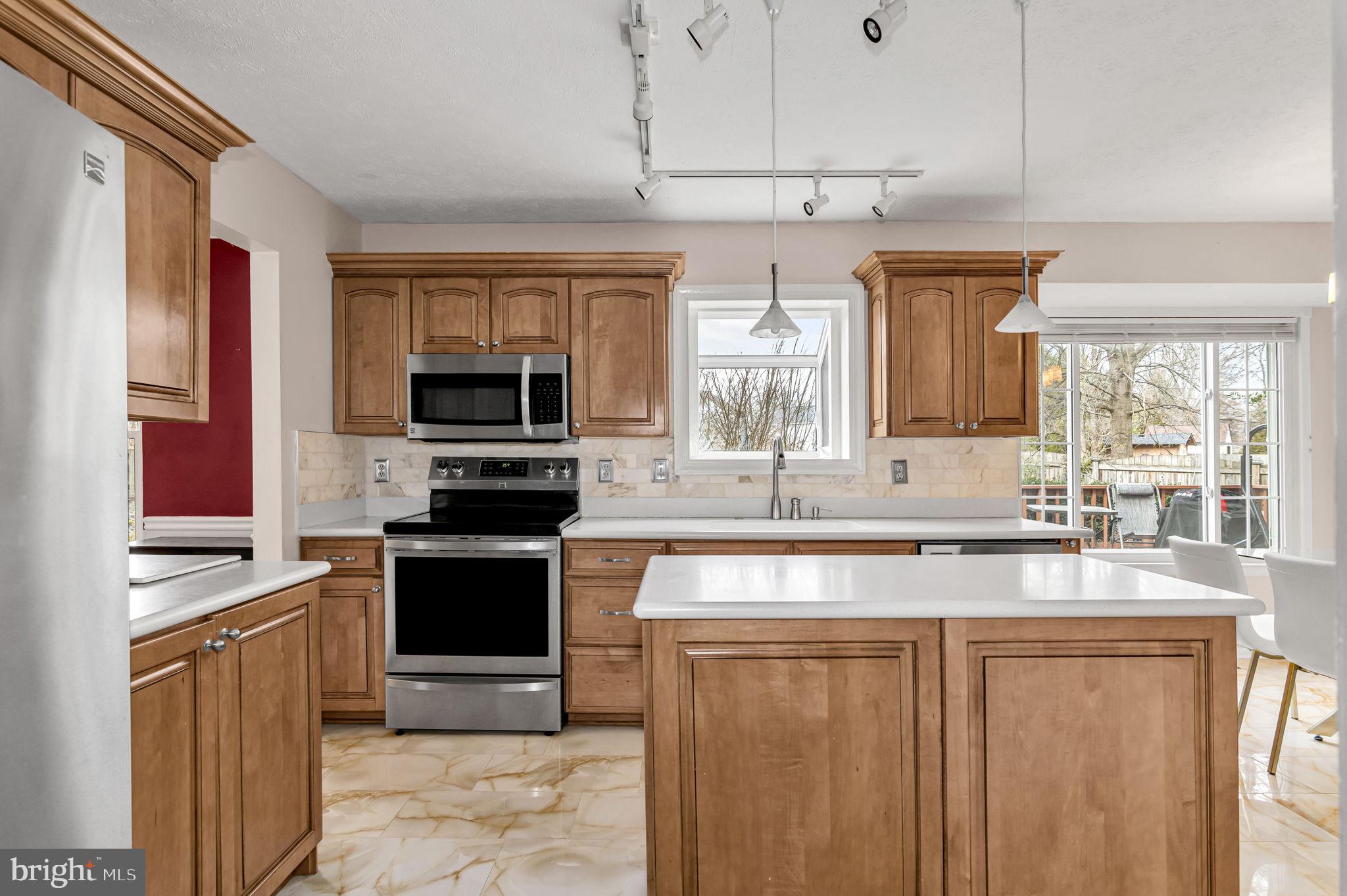 NEW BRITAIN - Residential