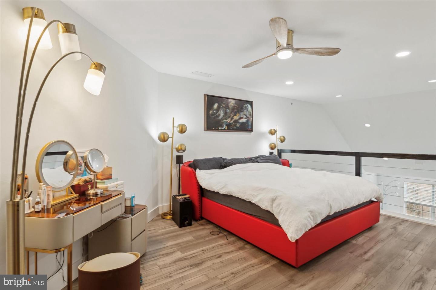 THE HOLLOW AT FOX VA - Residential