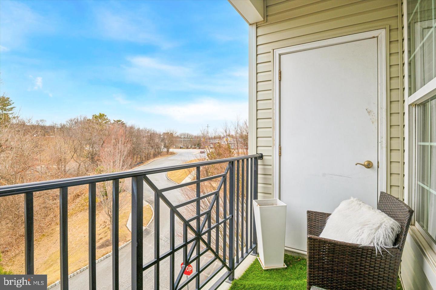 THE HOLLOW AT FOX VA - Residential