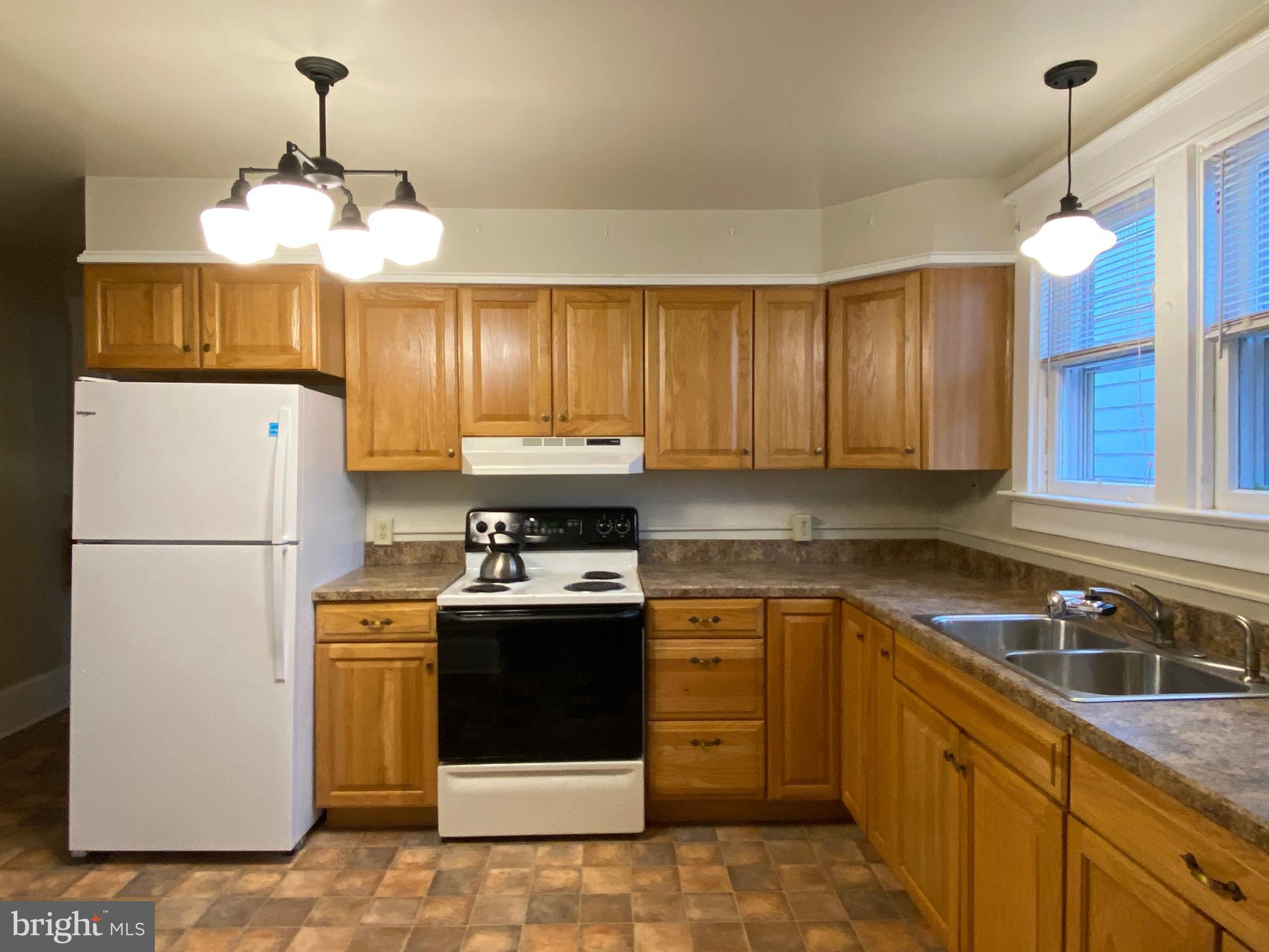 ROSEMONT - Residential Lease