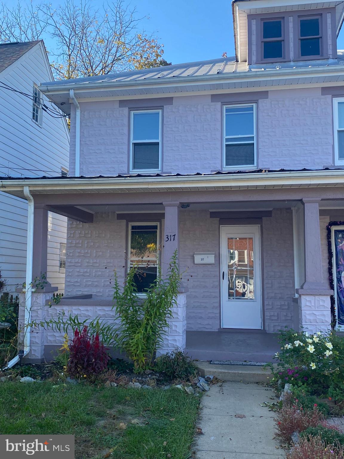 ROSEMONT - Residential Lease