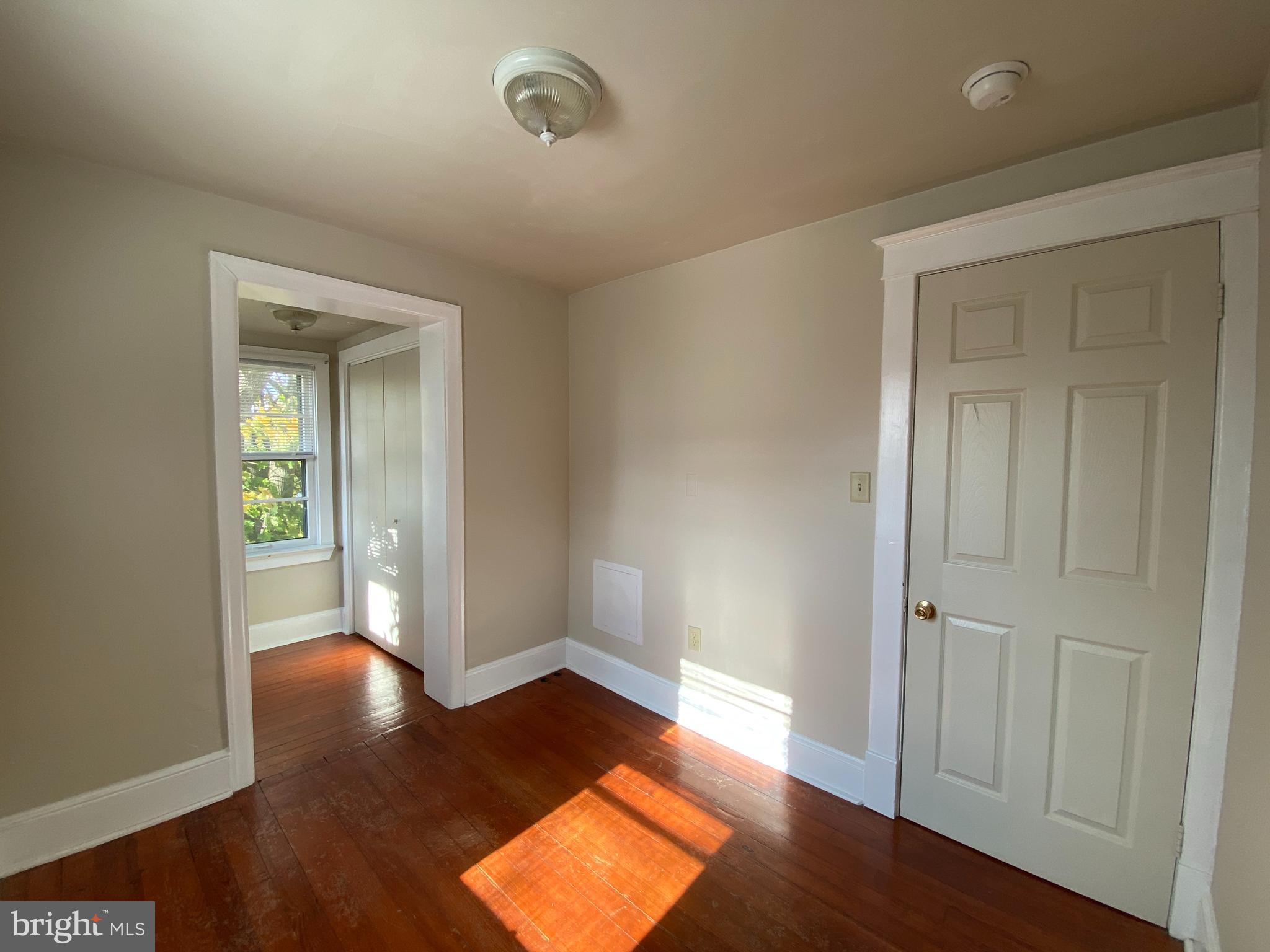 ROSEMONT - Residential Lease