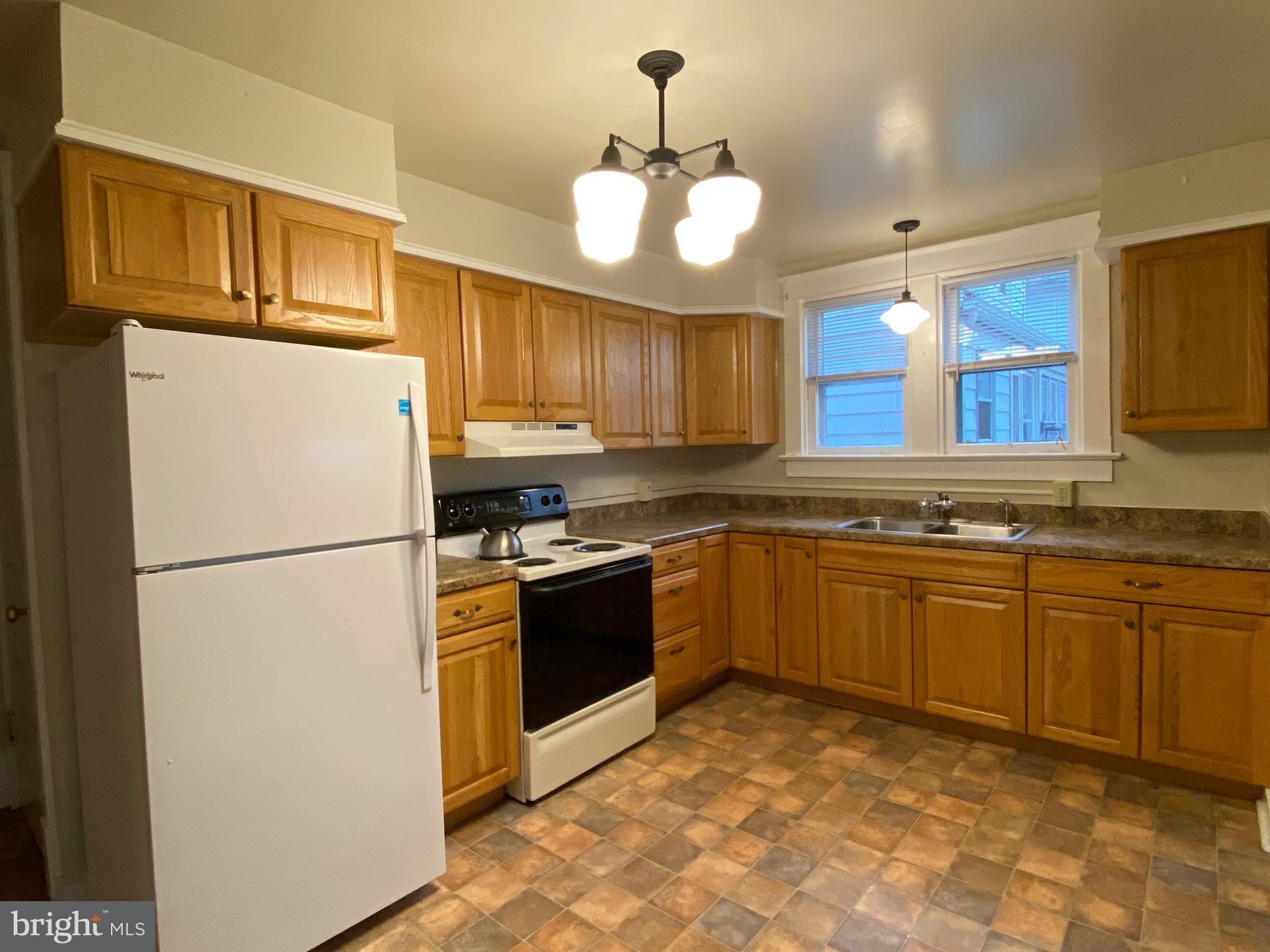 ROSEMONT - Residential Lease