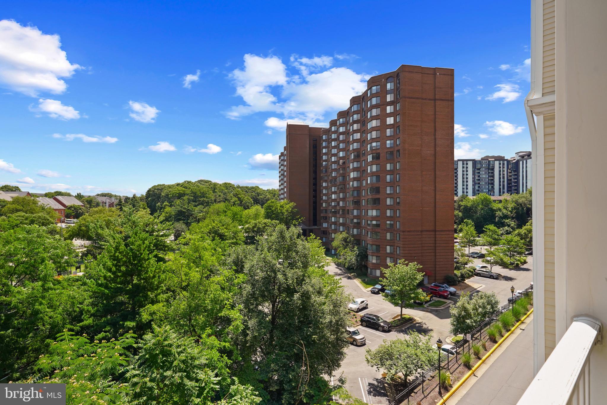 PALAZZO AT PARK CENTER - Residential