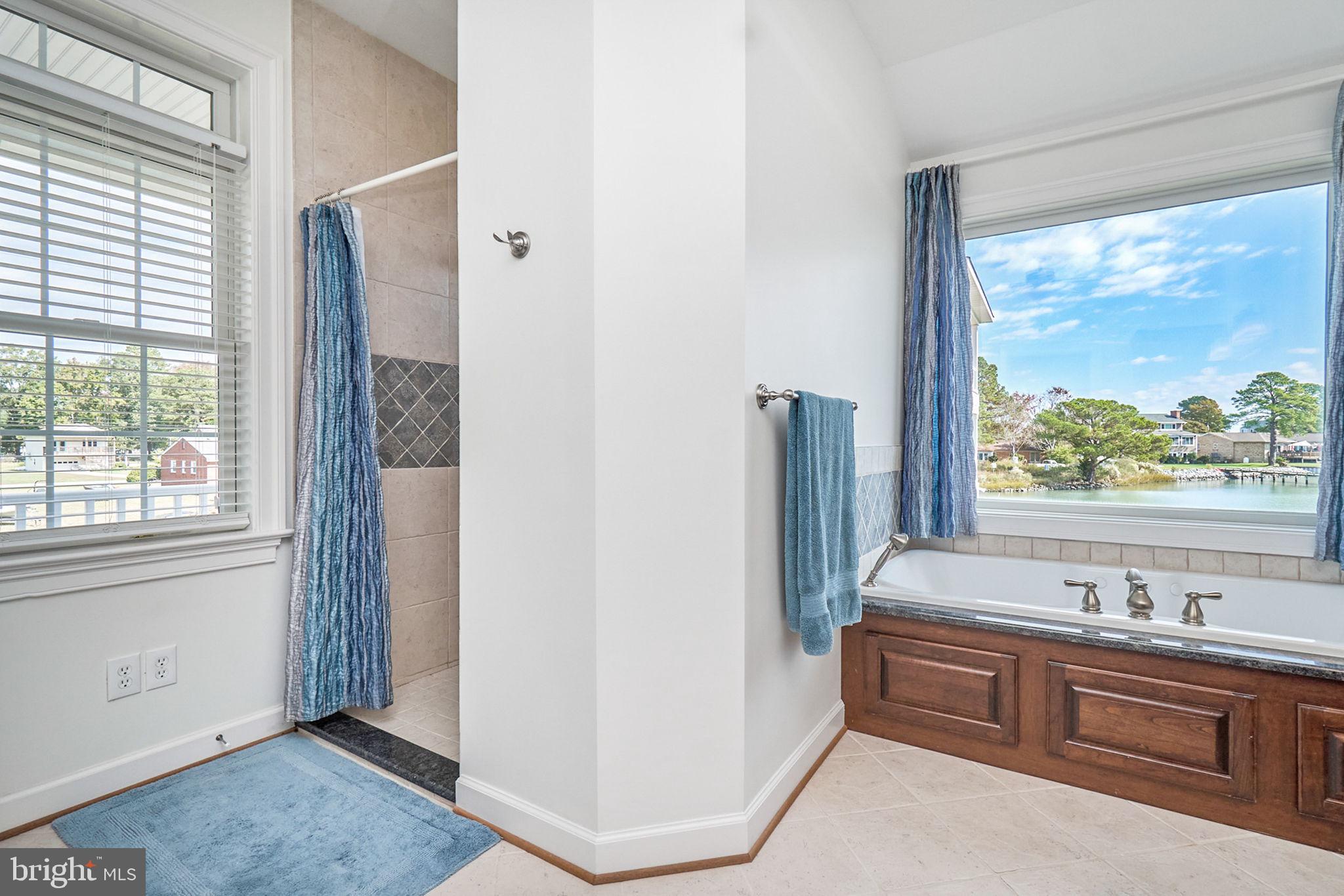 DANDY LOOP - Residential