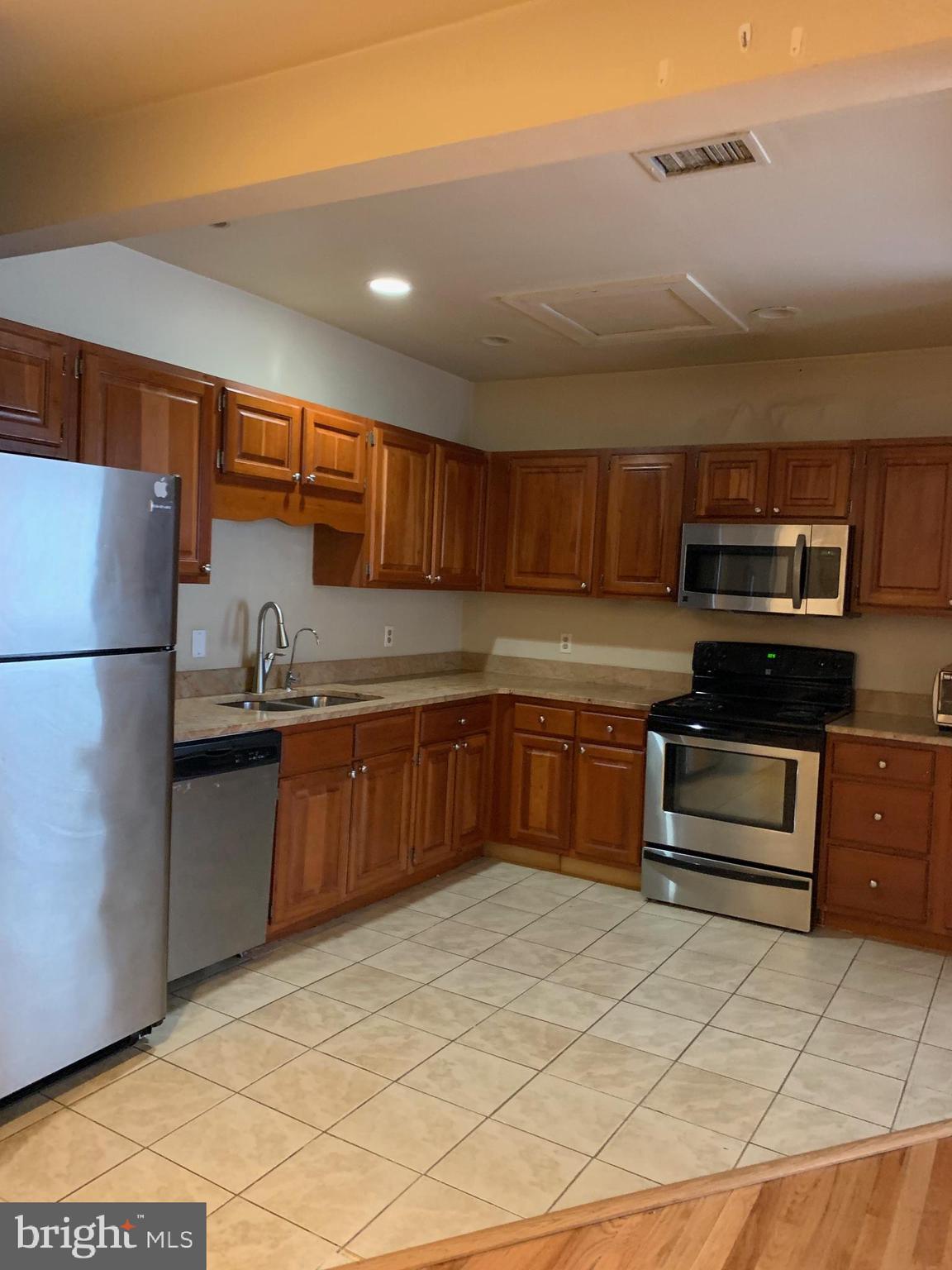 CITY OF FREDERICKSBURG - Residential Lease