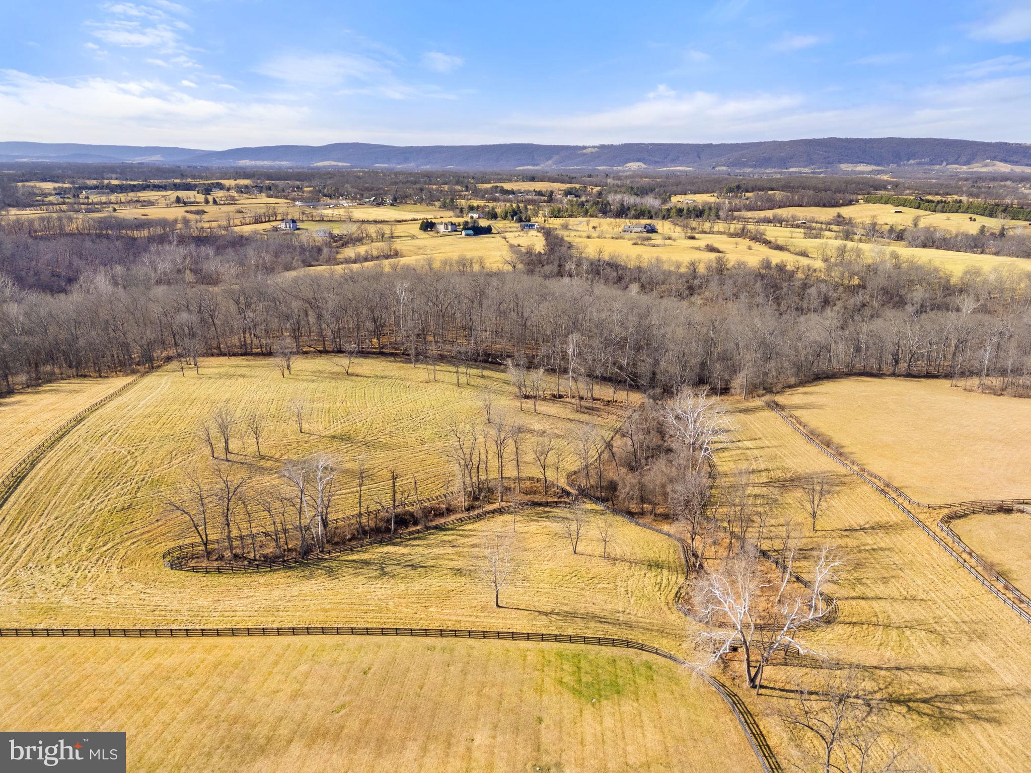 BEAVER CREEK FARM - Residential