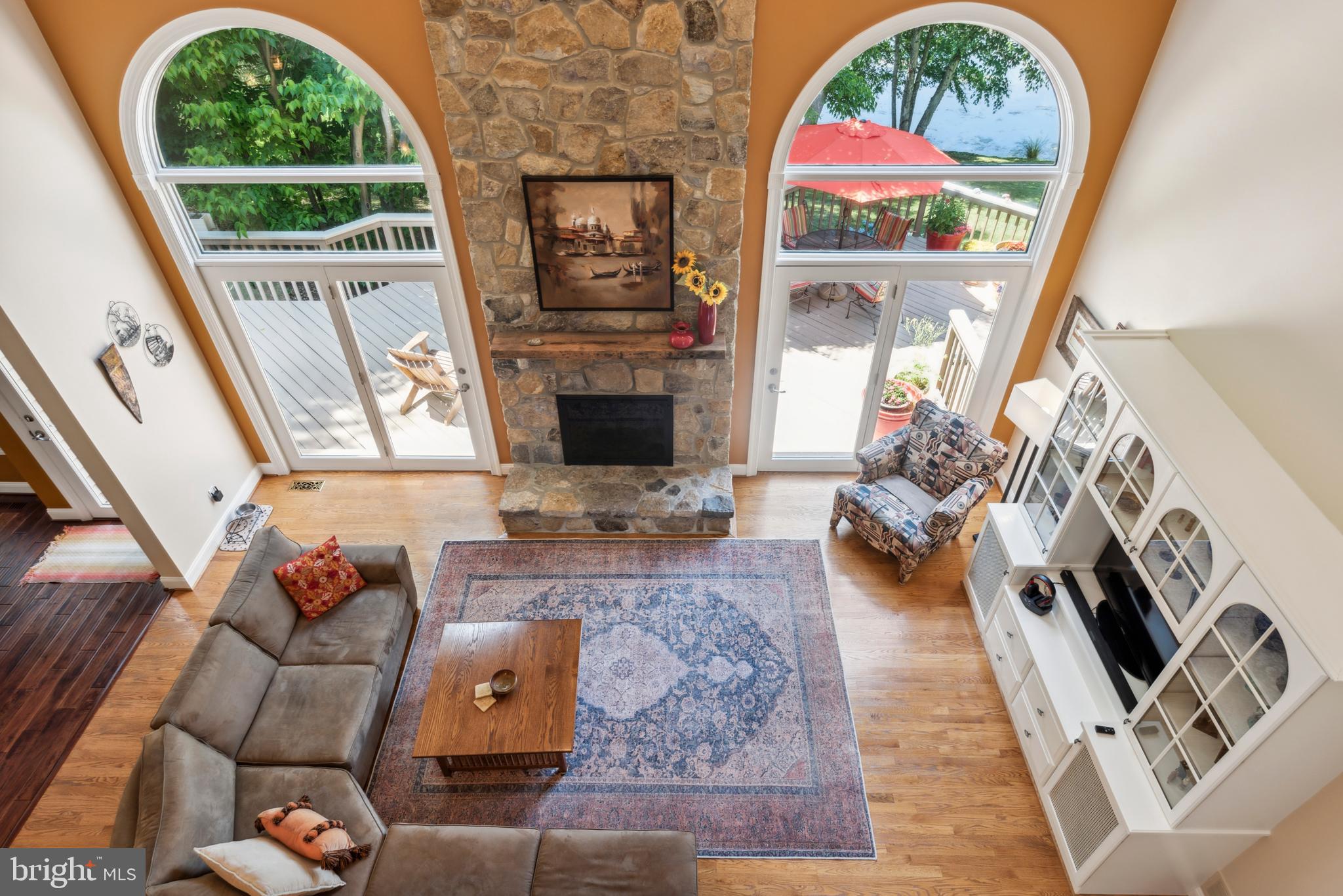 DEER POINTE - Residential