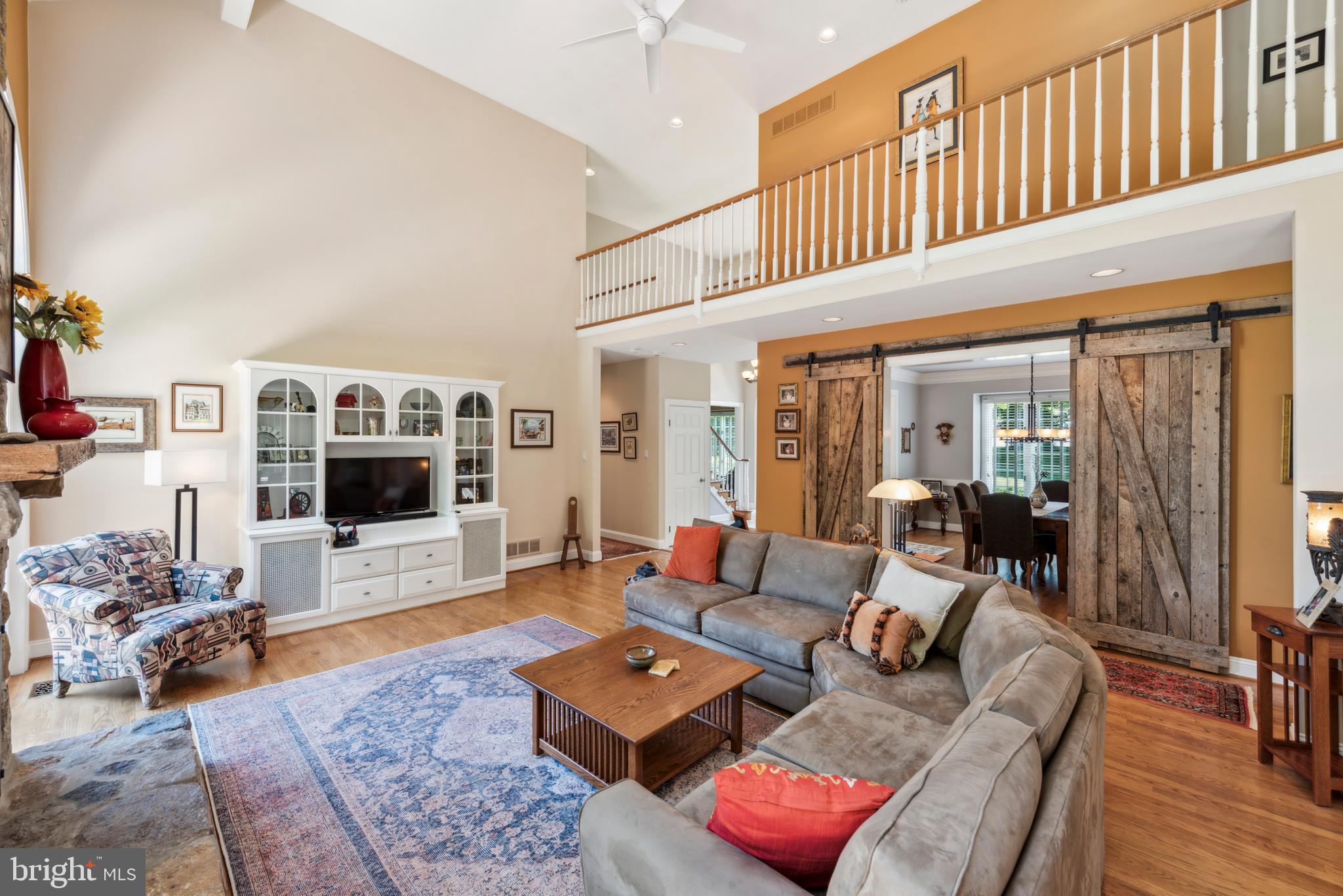 DEER POINTE - Residential