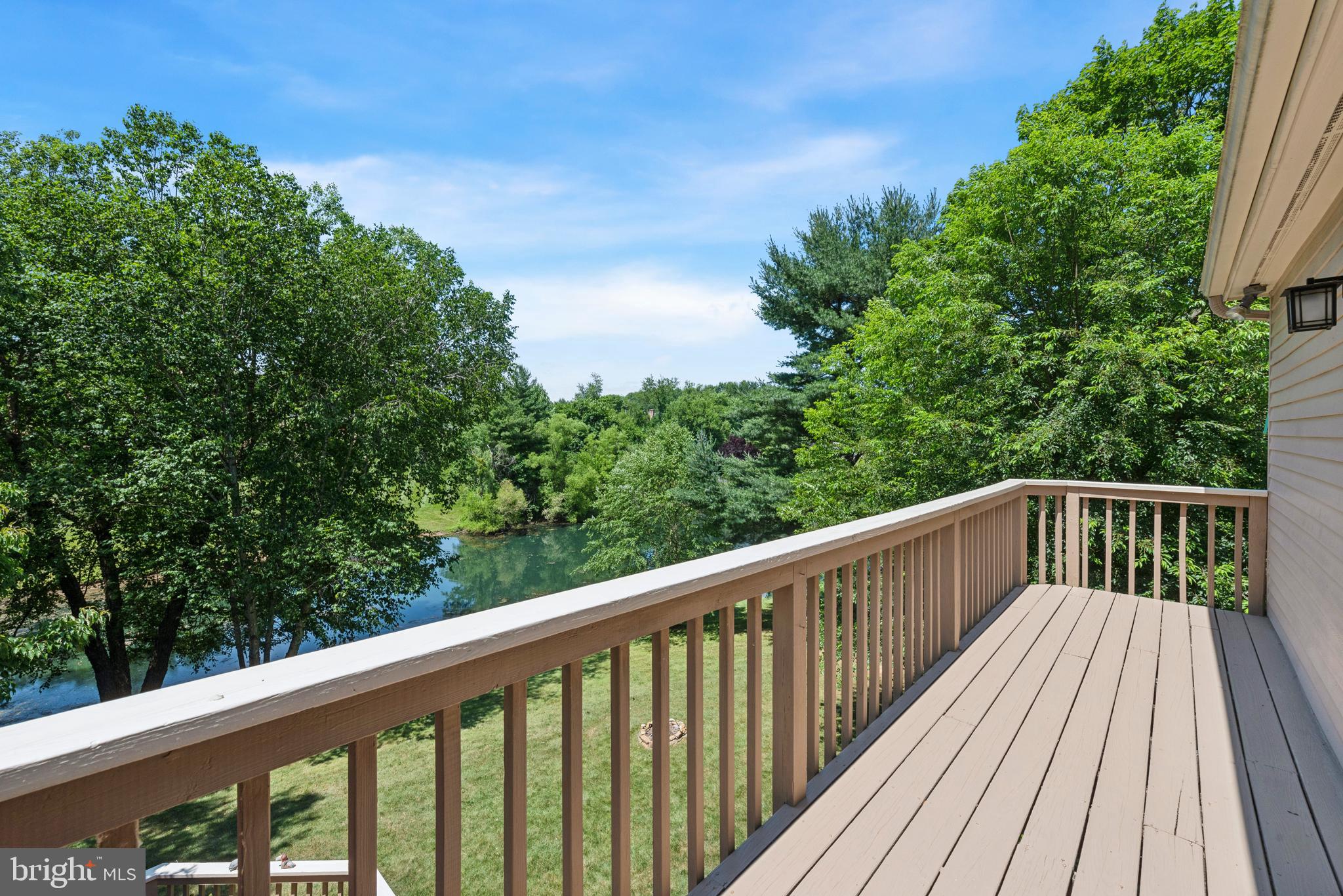 DEER POINTE - Residential