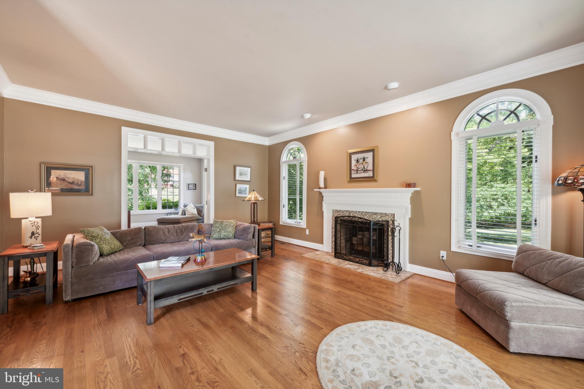 DEER POINTE - Residential