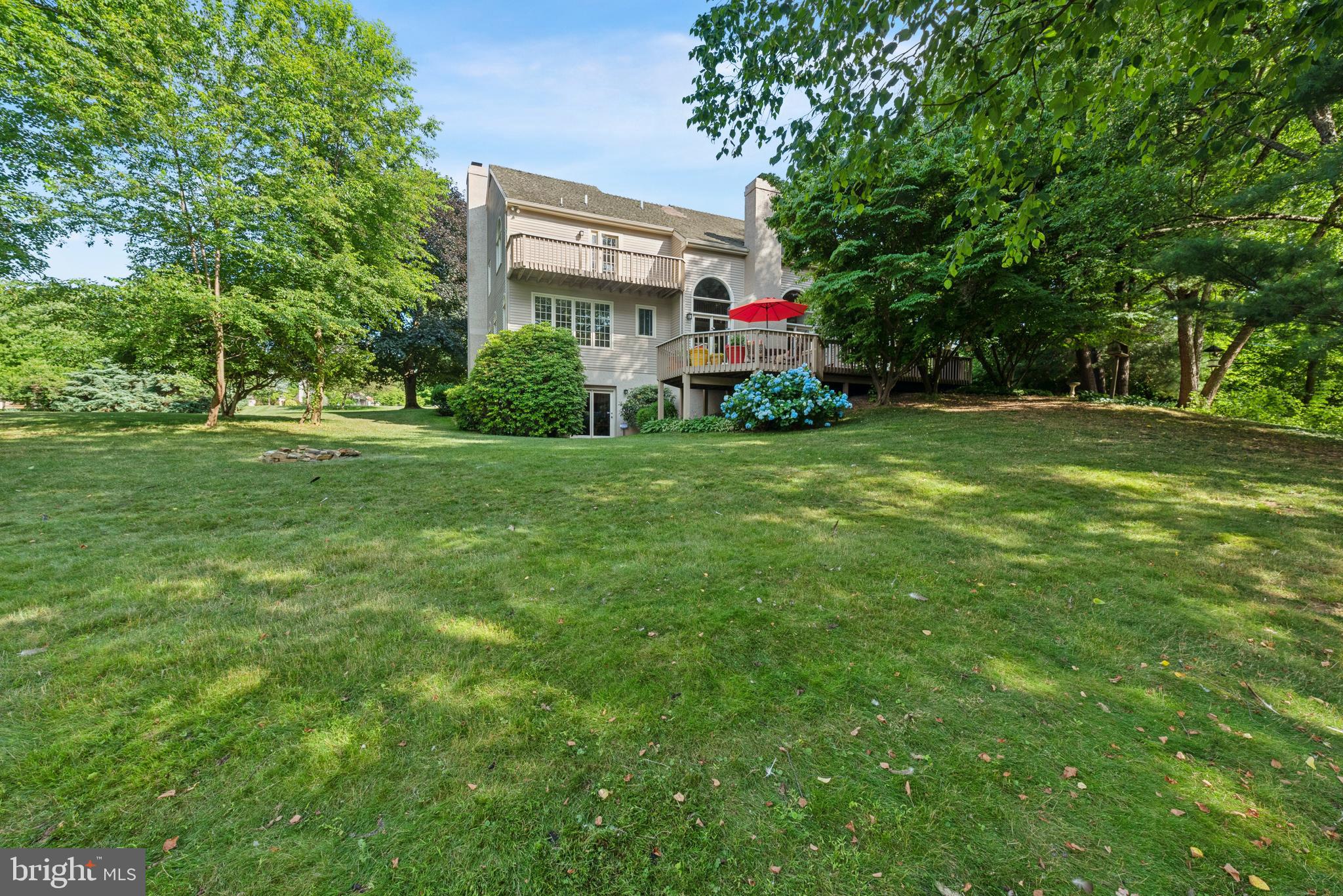 DEER POINTE - Residential