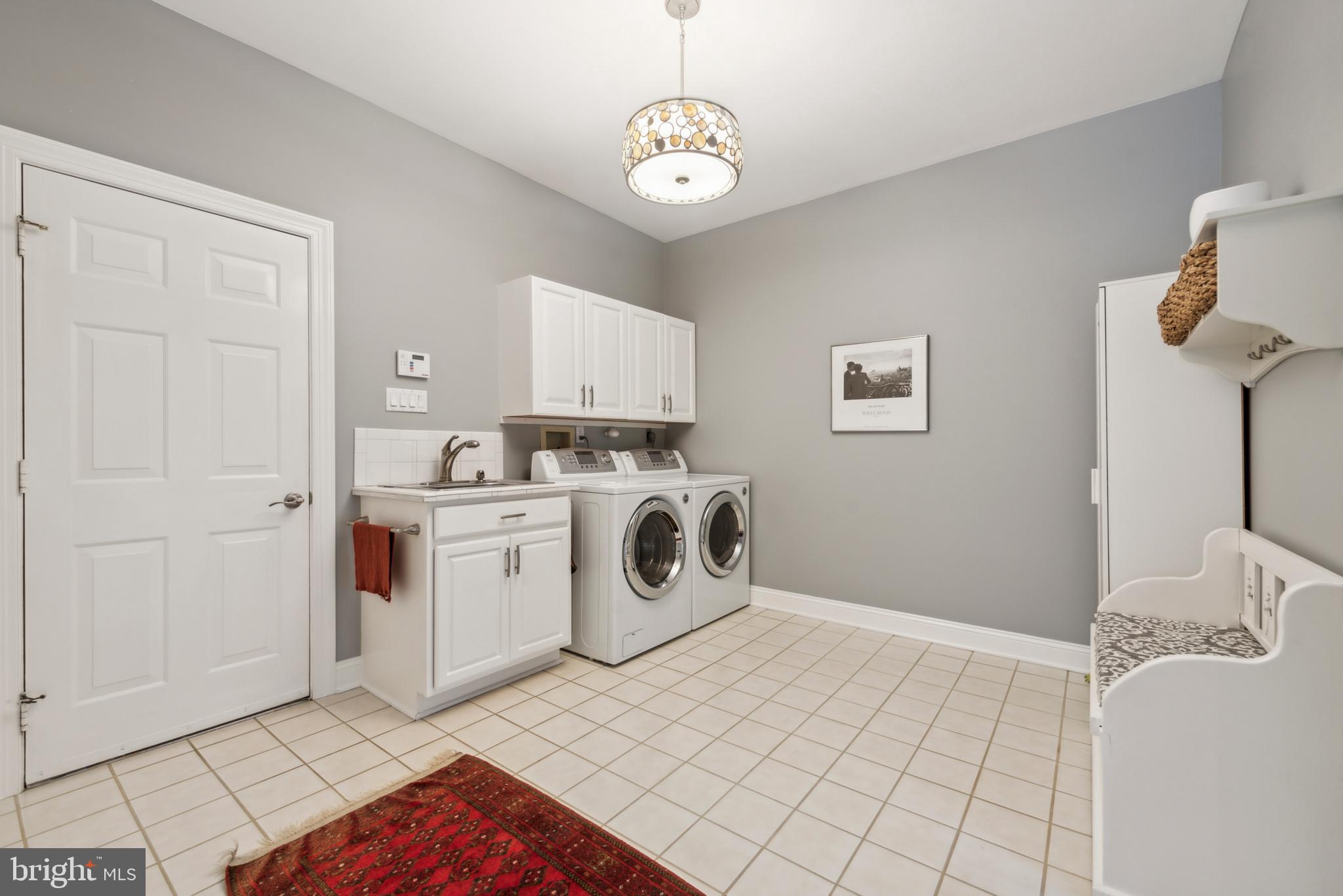 DEER POINTE - Residential