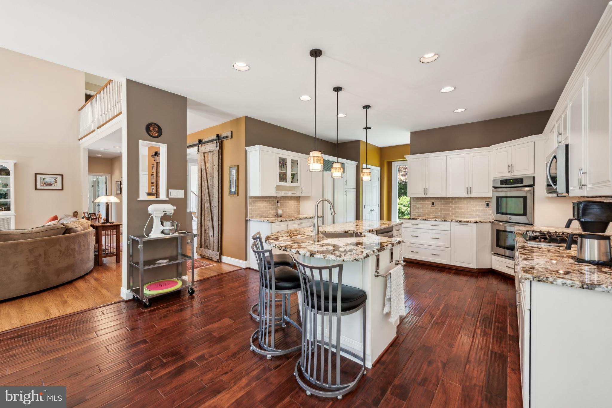 DEER POINTE - Residential