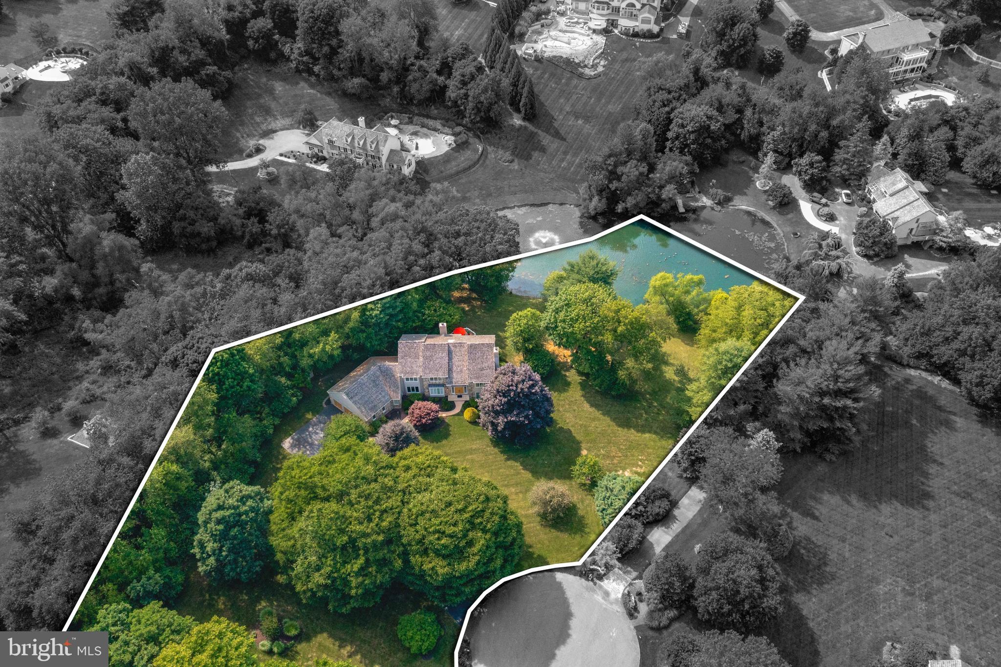 DEER POINTE - Residential