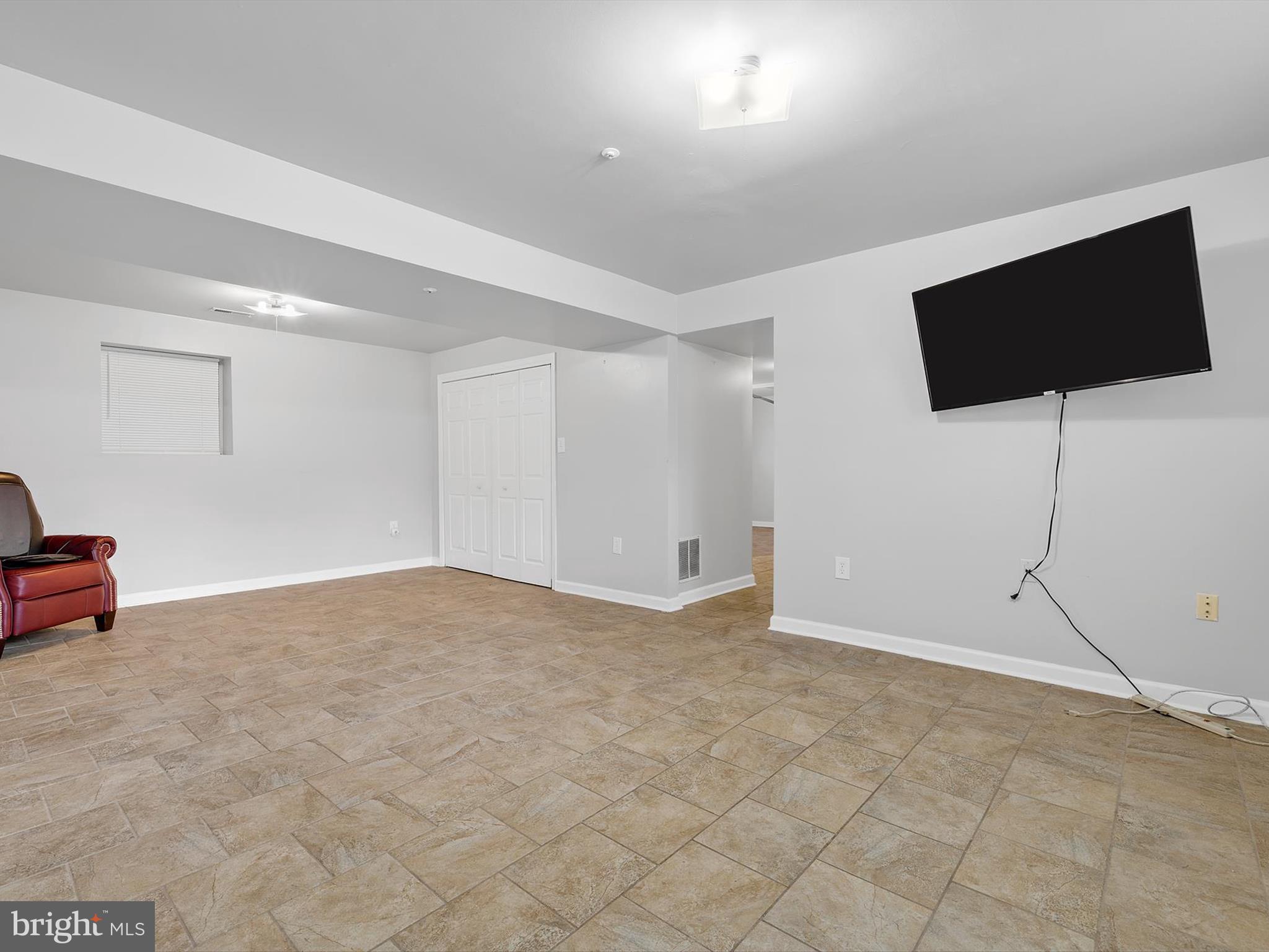 CARMODY HILLS - Residential