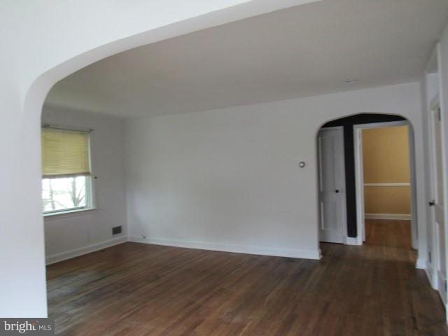 MEADOWBROOK - Residential