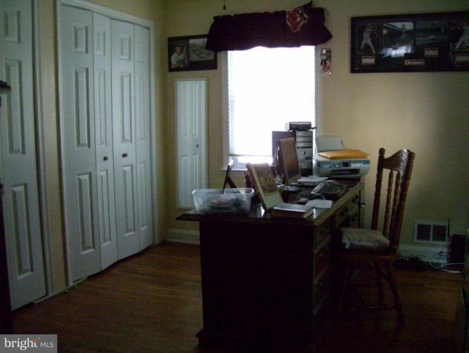 MEADOWBROOK - Residential