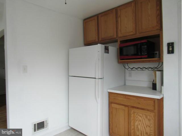 MEADOWBROOK - Residential