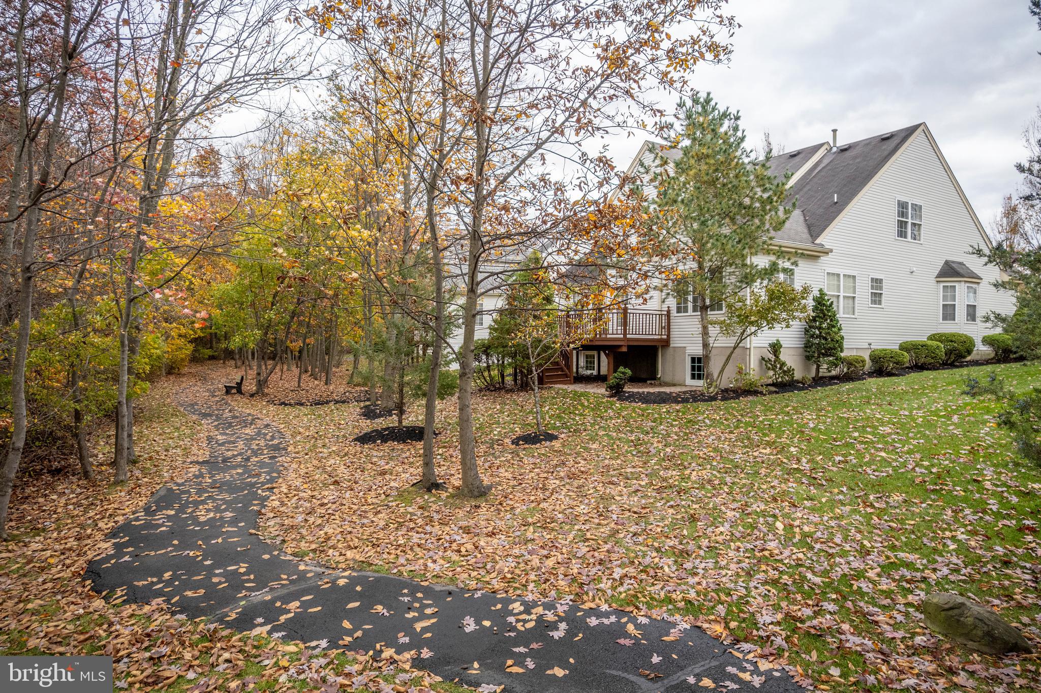 LEGACY OAKS - Residential