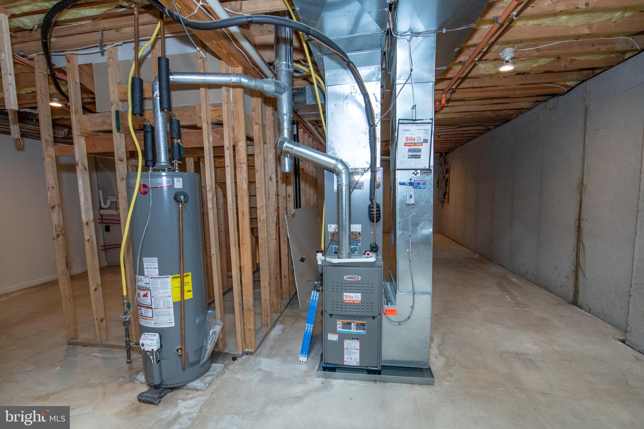 LEGACY OAKS - Residential