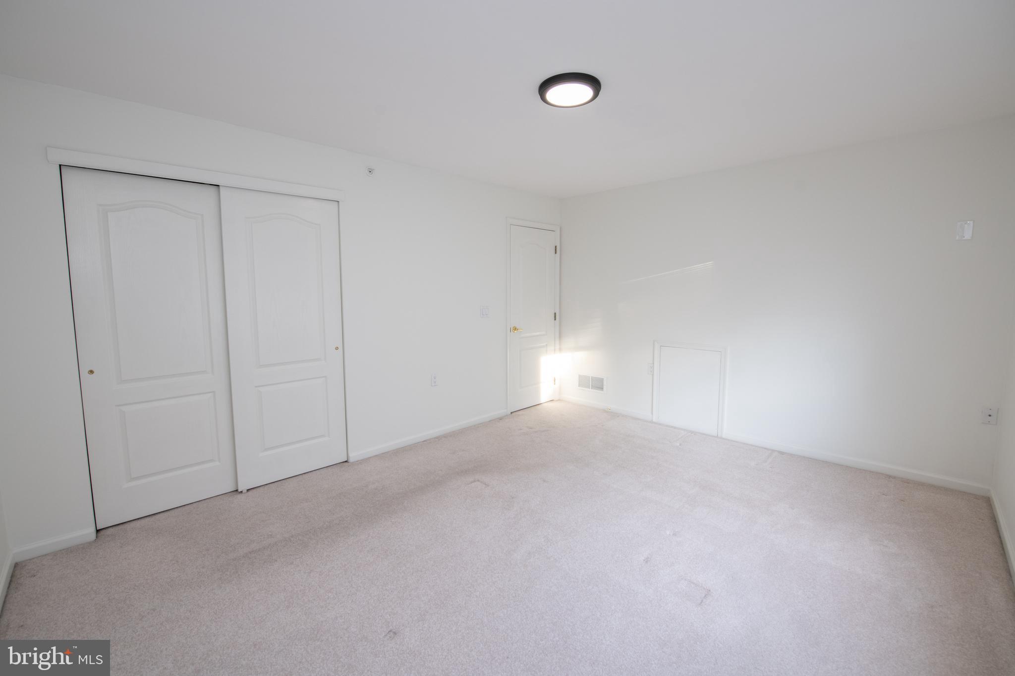 LEGACY OAKS - Residential