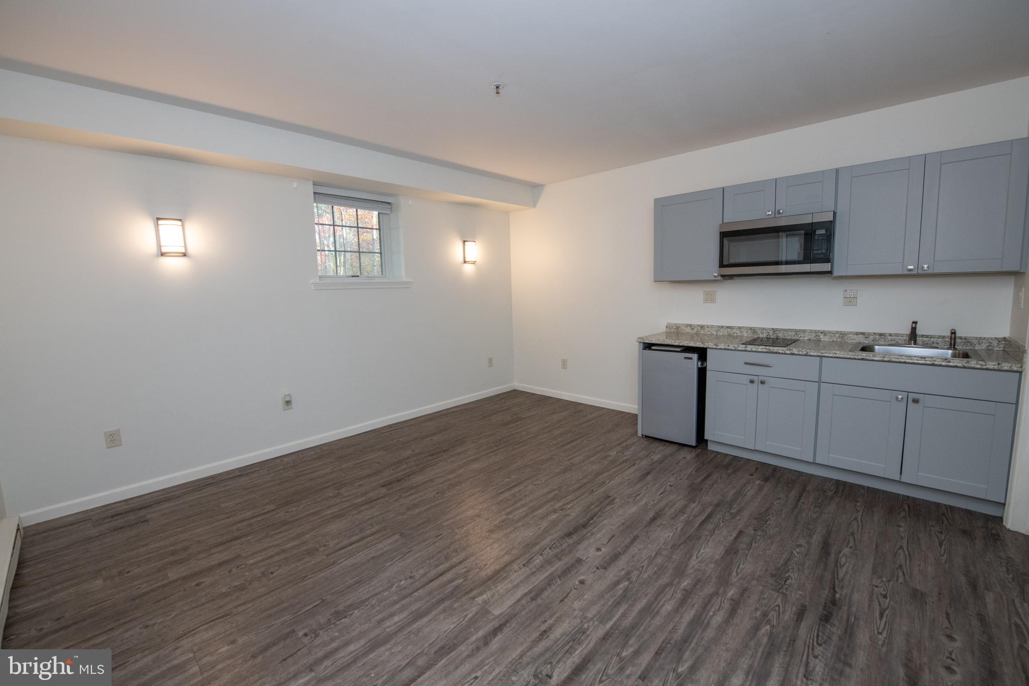 LEGACY OAKS - Residential