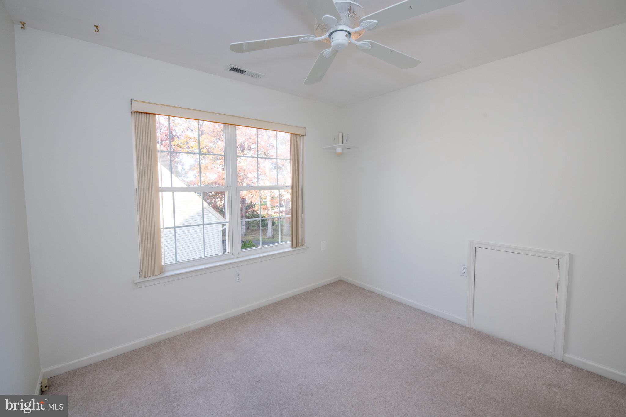 LEGACY OAKS - Residential