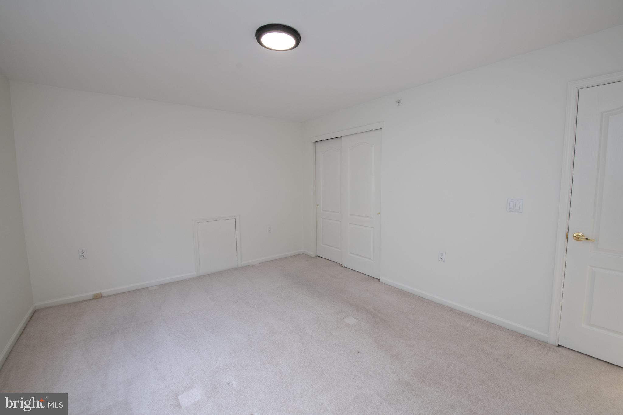 LEGACY OAKS - Residential