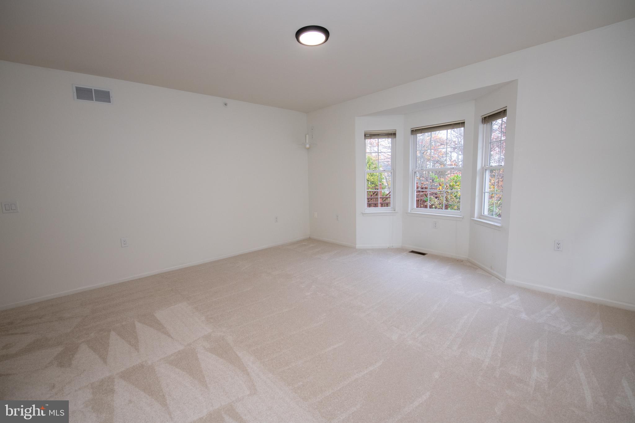 LEGACY OAKS - Residential