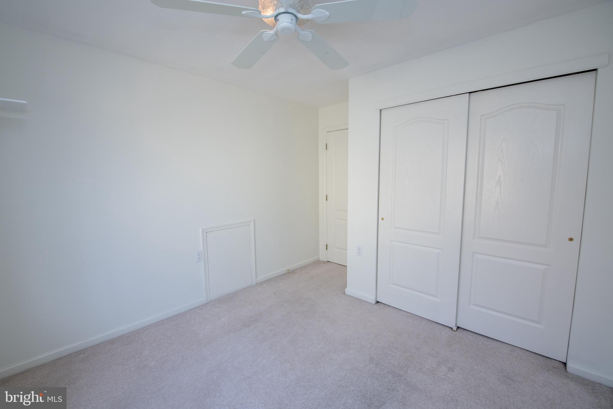 LEGACY OAKS - Residential