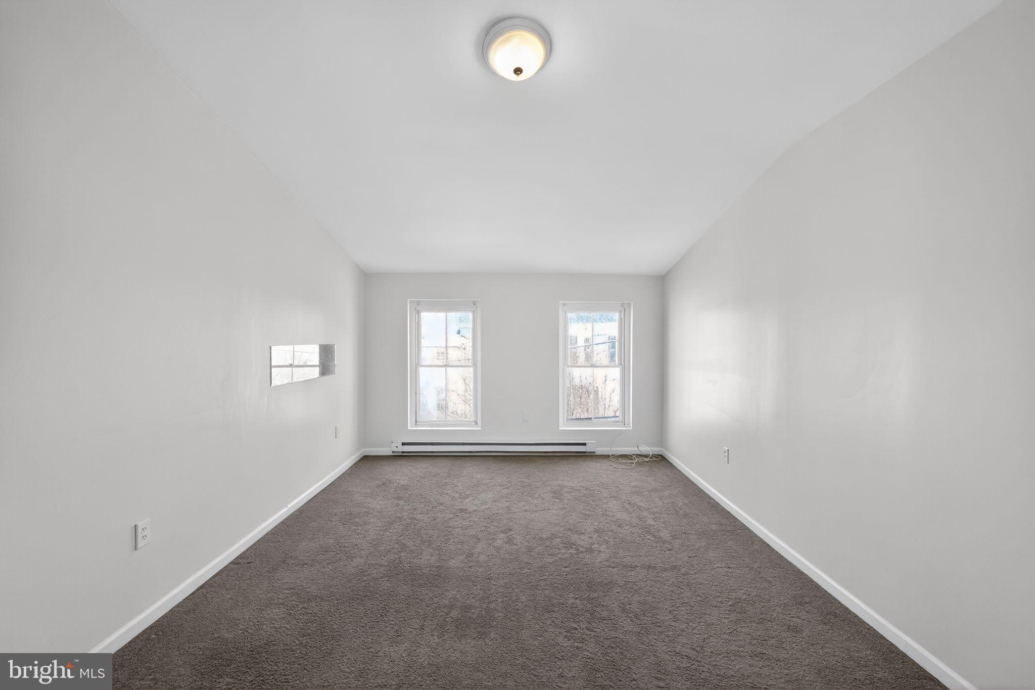 COLONIAL - Residential