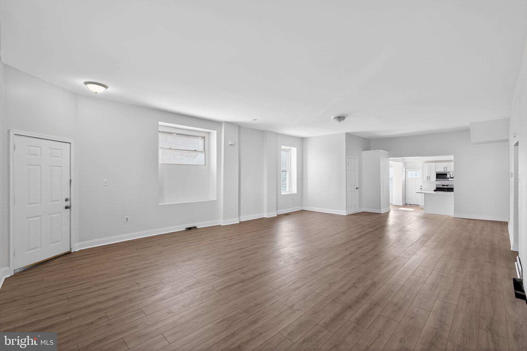 COLONIAL - Residential