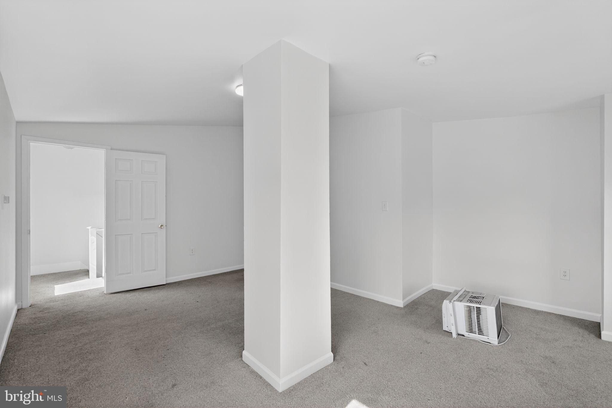 COLONIAL - Residential