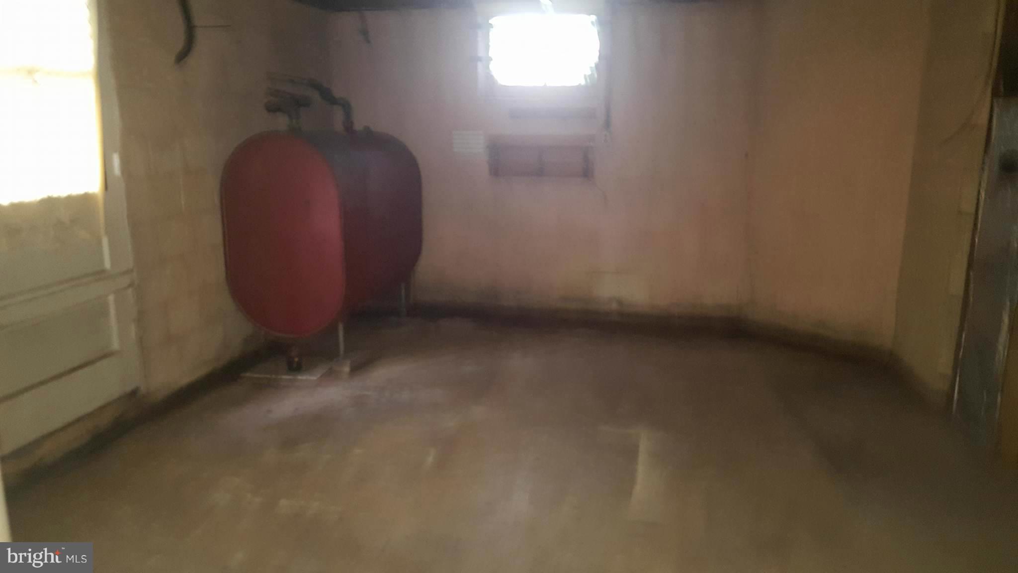 KINGSVILLE - Residential