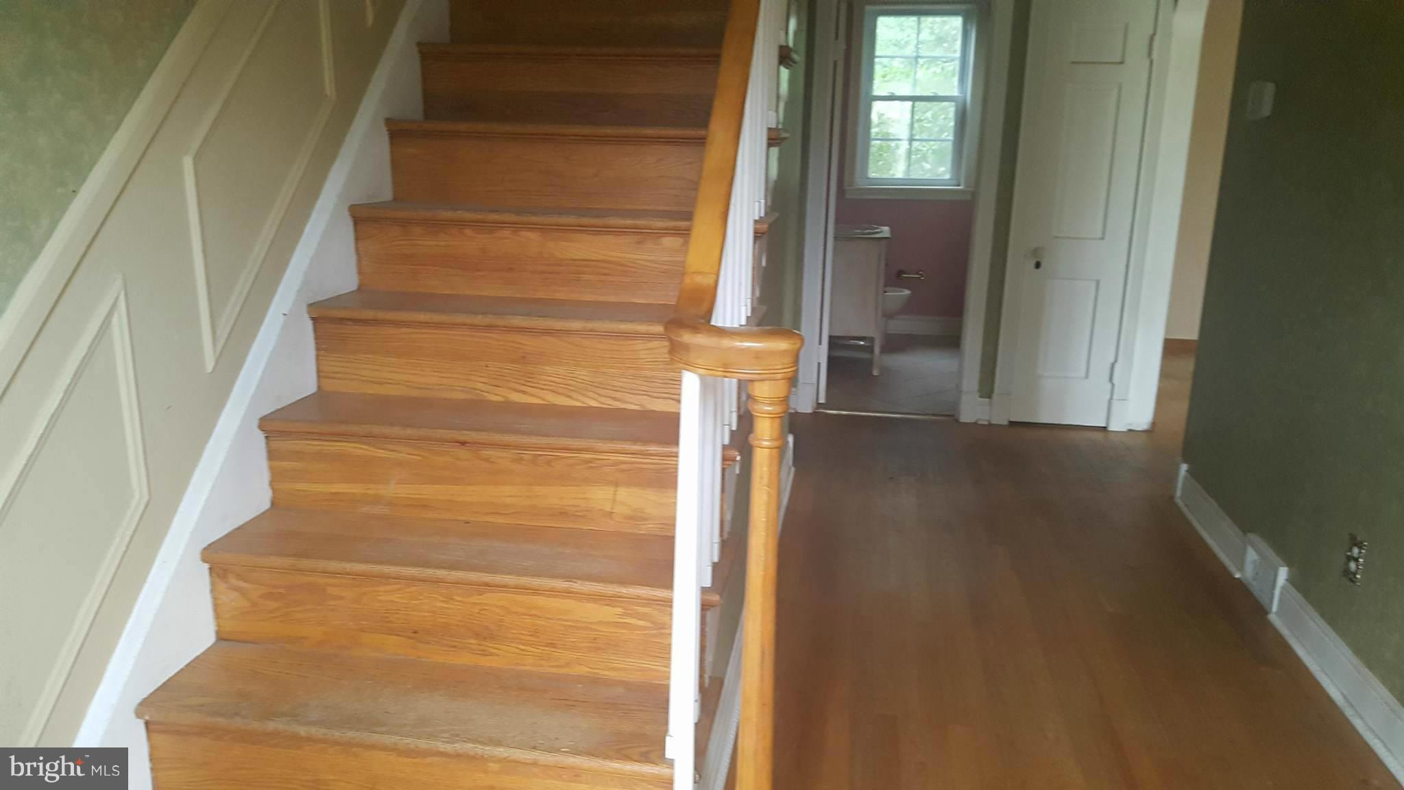 KINGSVILLE - Residential