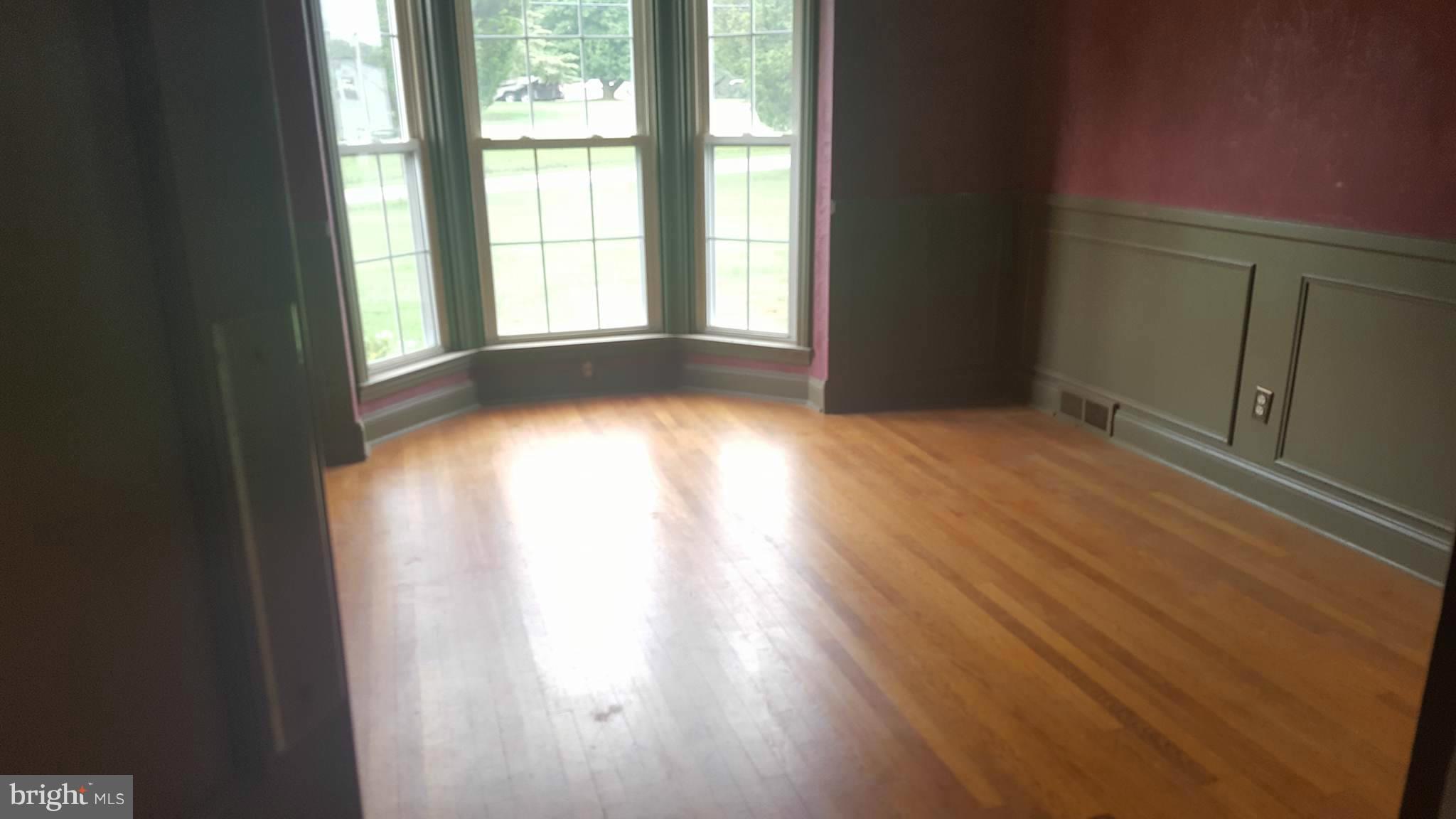 KINGSVILLE - Residential