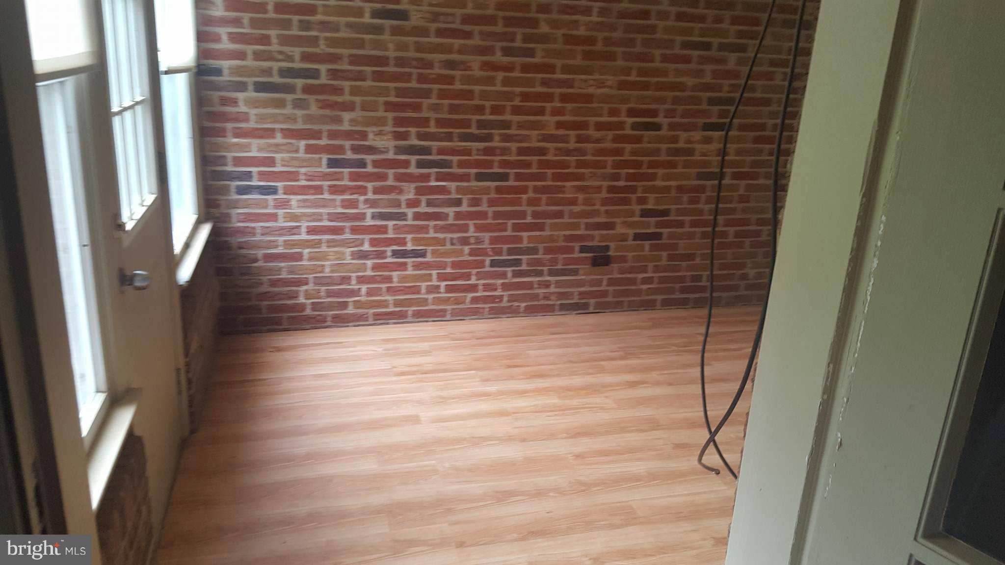 KINGSVILLE - Residential