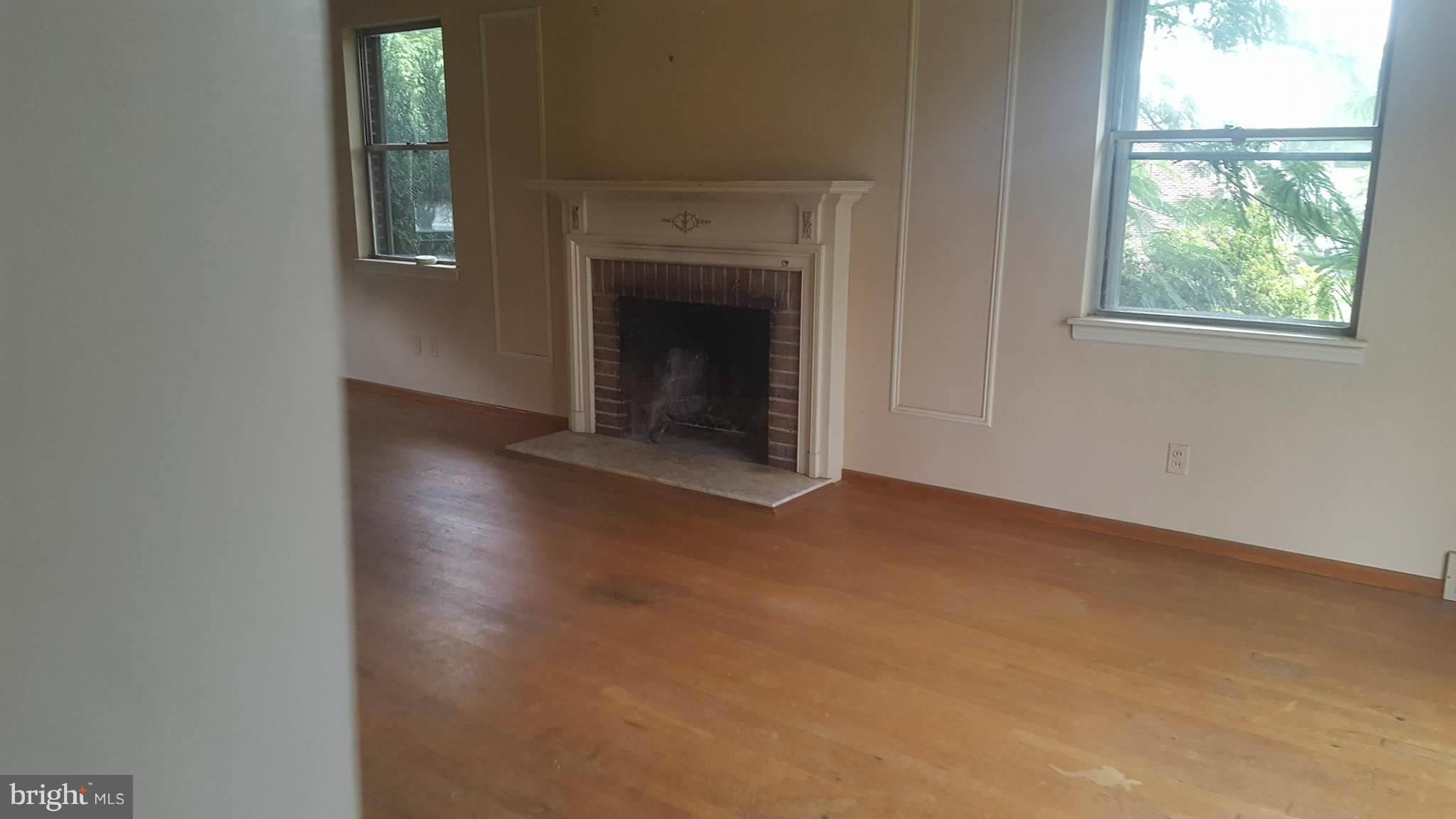 KINGSVILLE - Residential