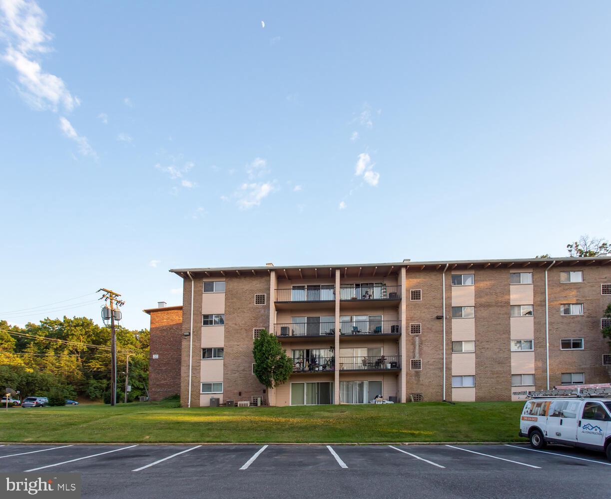 FRENCHMANS CREEK - Residential